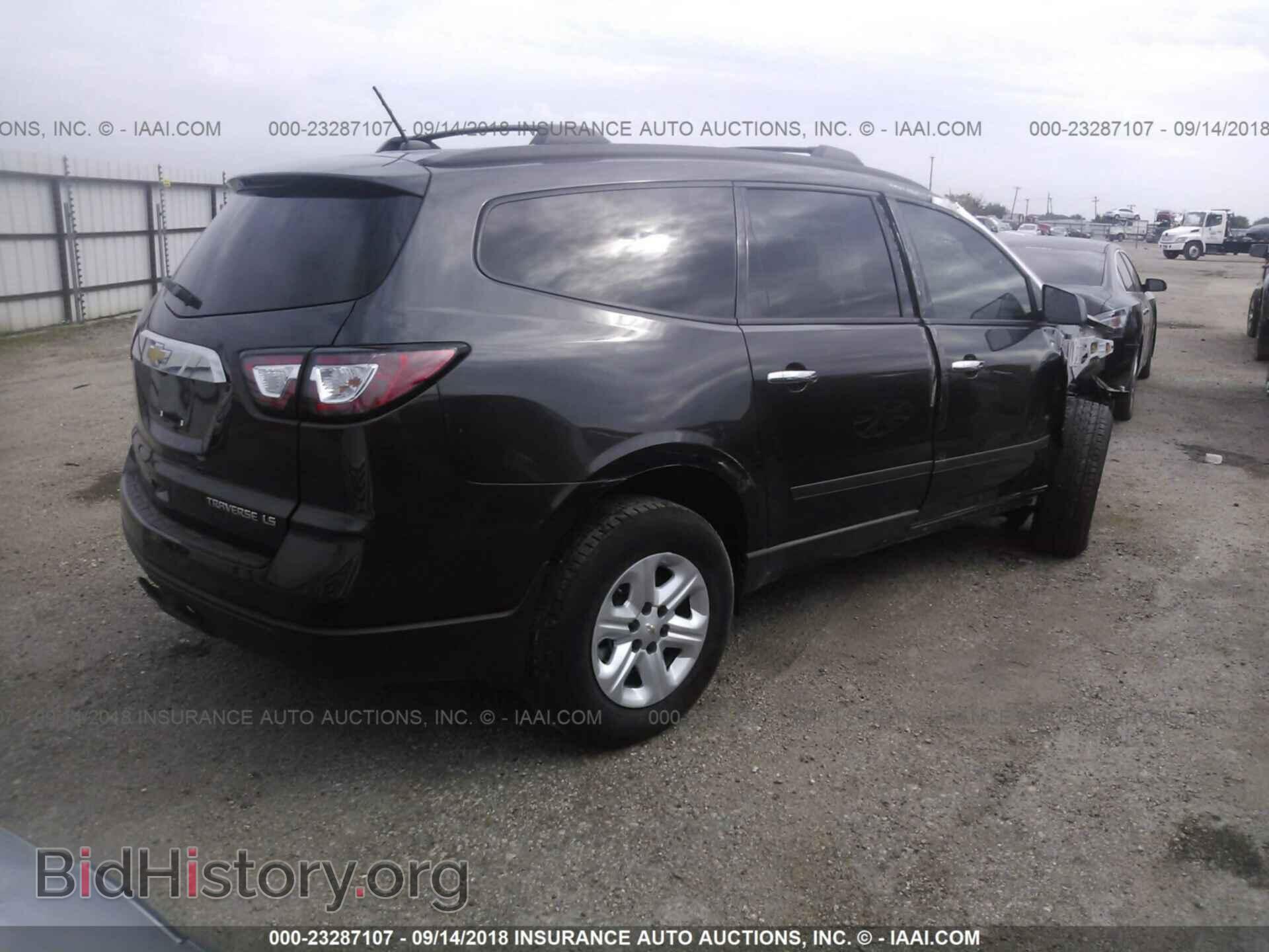 2015 Chevrolet Traverse - VIN: 1GNKRFKD3FJ294425 - Фото 4