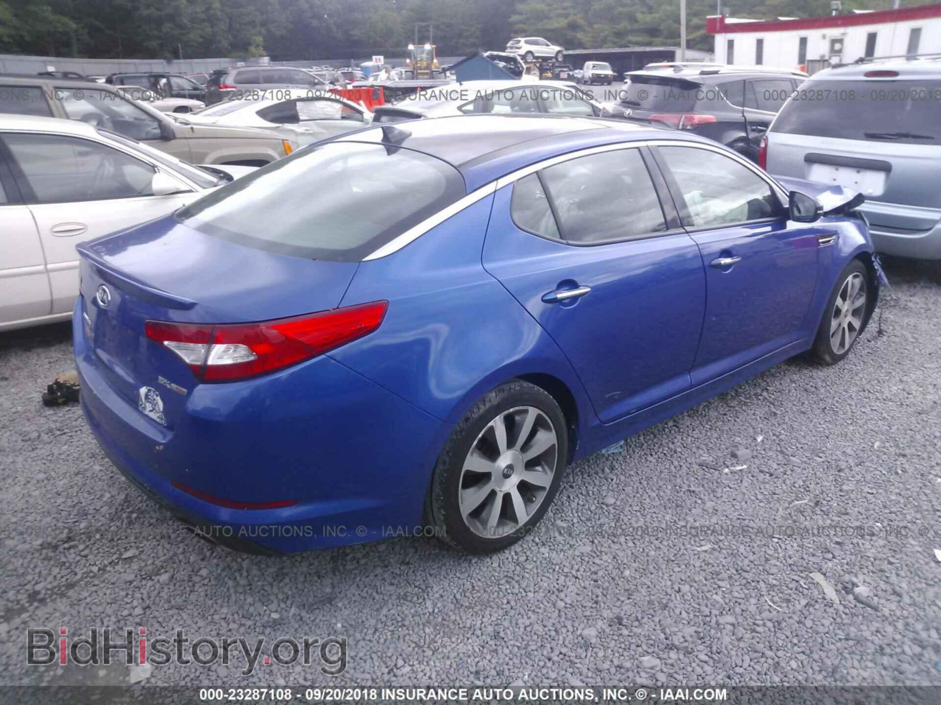2011 Kia Optima - VIN: KNAGR4A65B5092014 - Photo 4