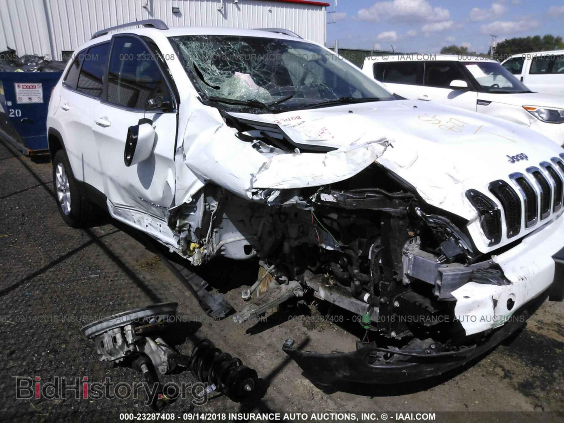 2015 Jeep Cherokee - VIN: 1C4PJLCS9FW542309 - Photo 6