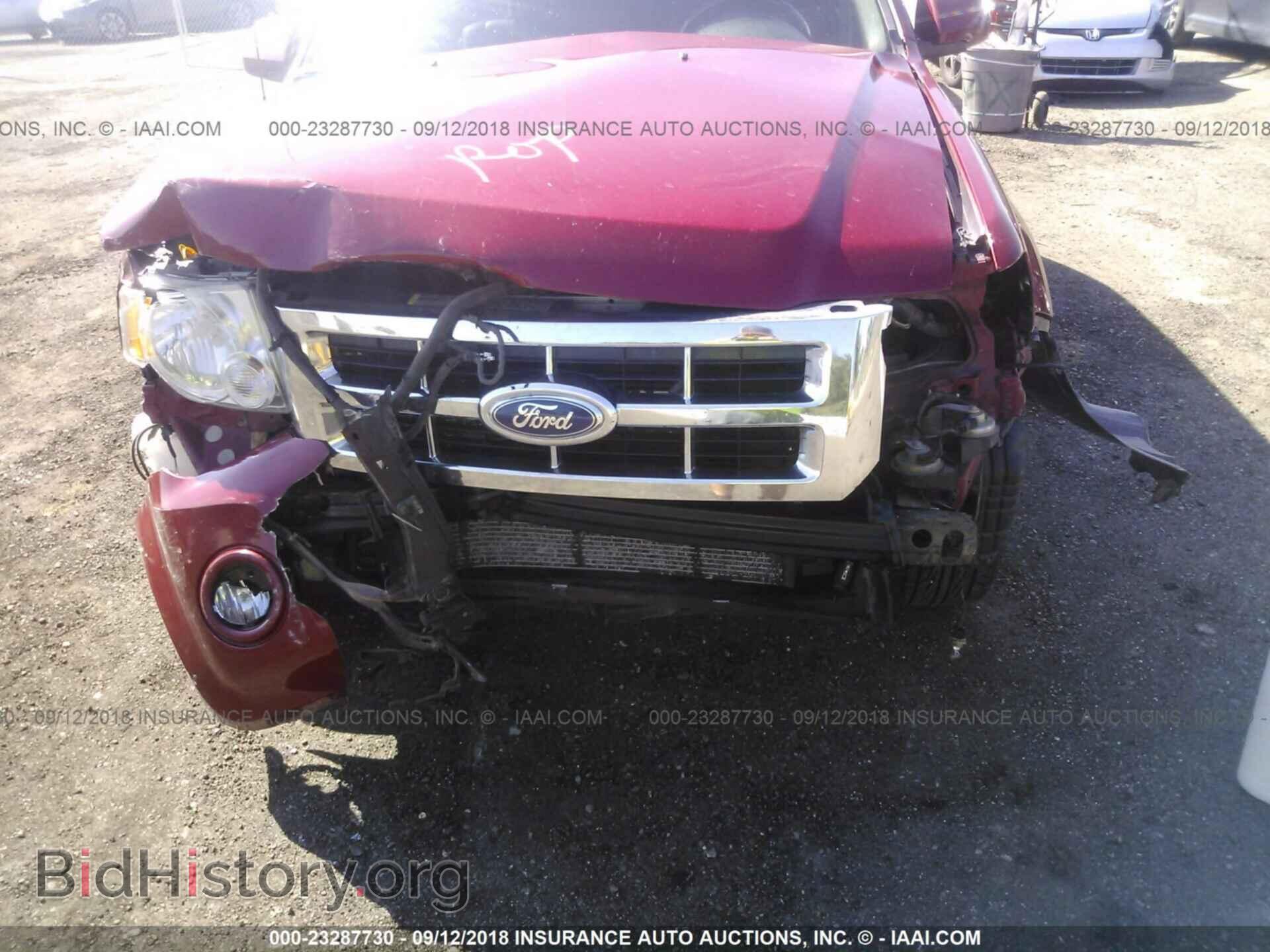 2011 Ford Escape - VIN: 1FMCU0E71BKB27656 - Photo 6