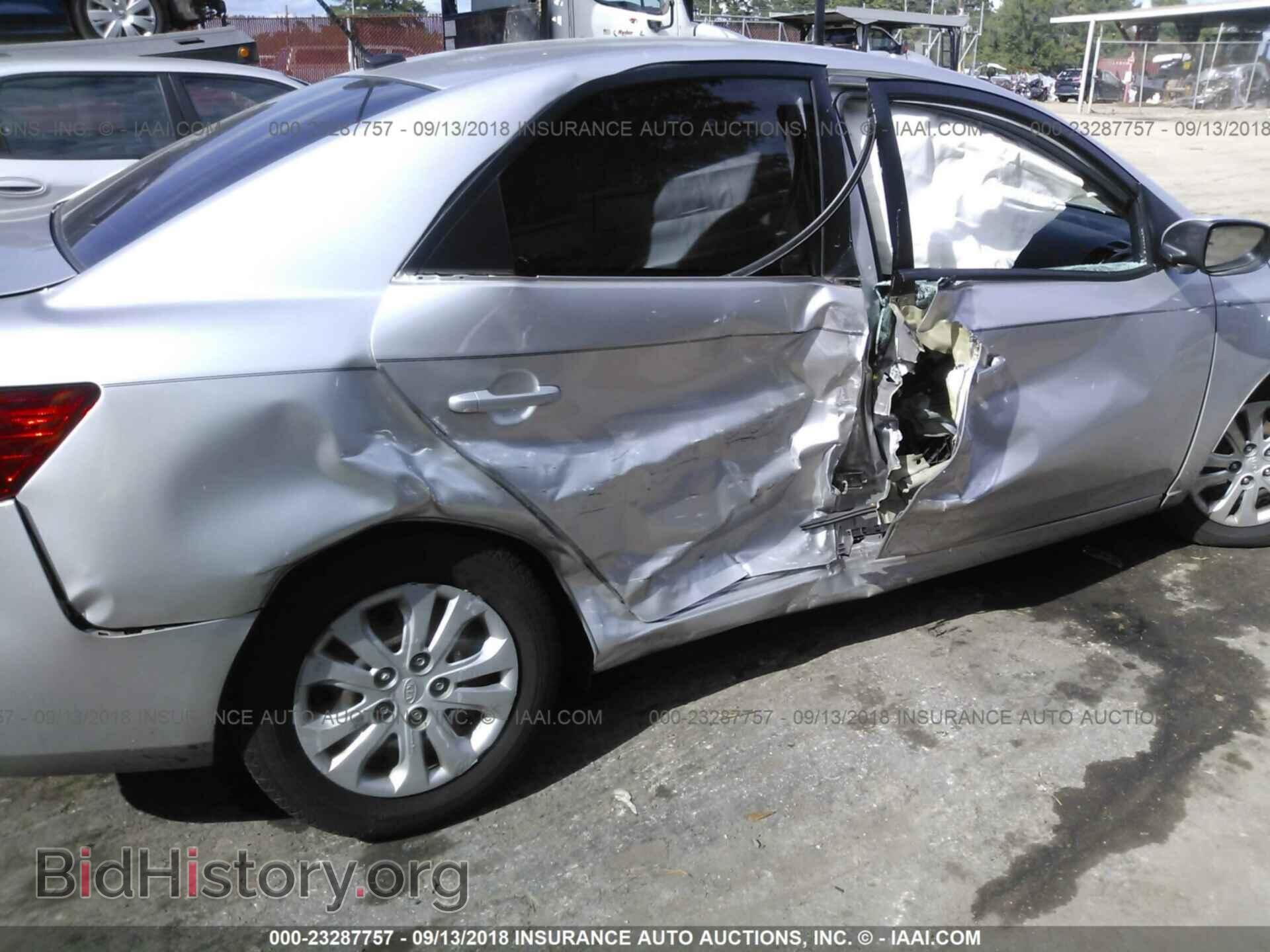 2013 KIA FORTE - VIN: KNAFU4A29D5695767 - Фото 6