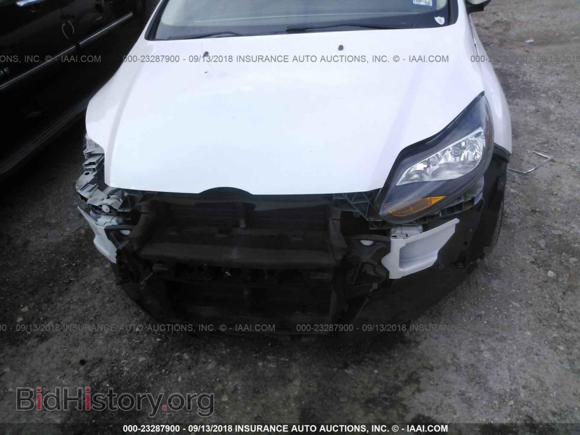 2012 Ford Focus - VIN: 1FAHP3J28CL449970 - Photo 6