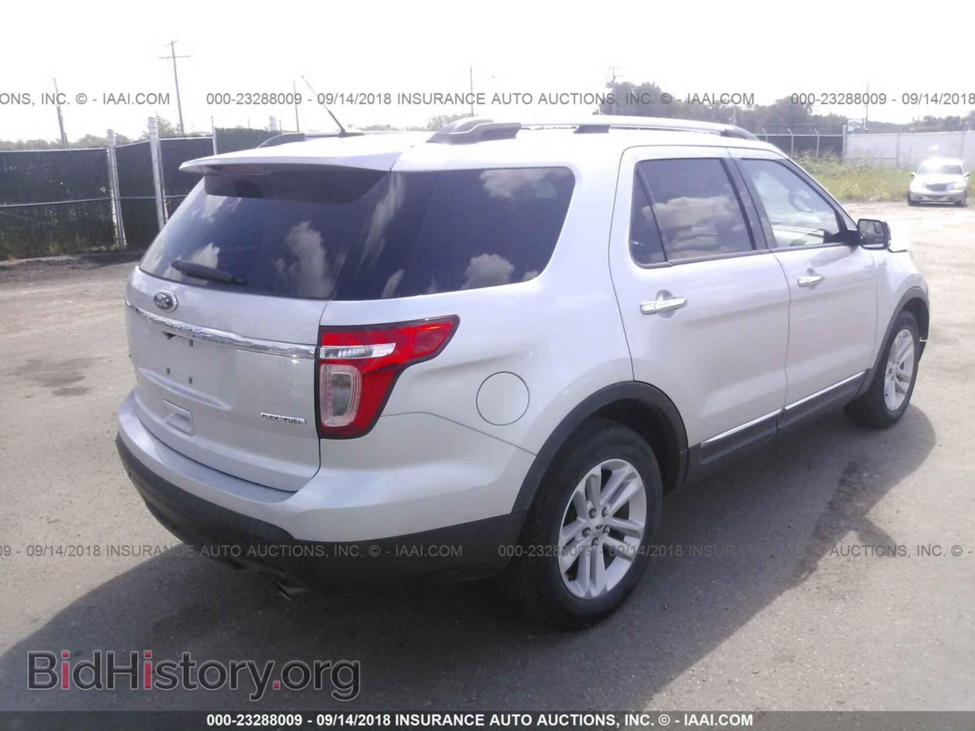 2014 Ford Explorer - VIN: 1FM5K7D82EGB09885 - Фото 4