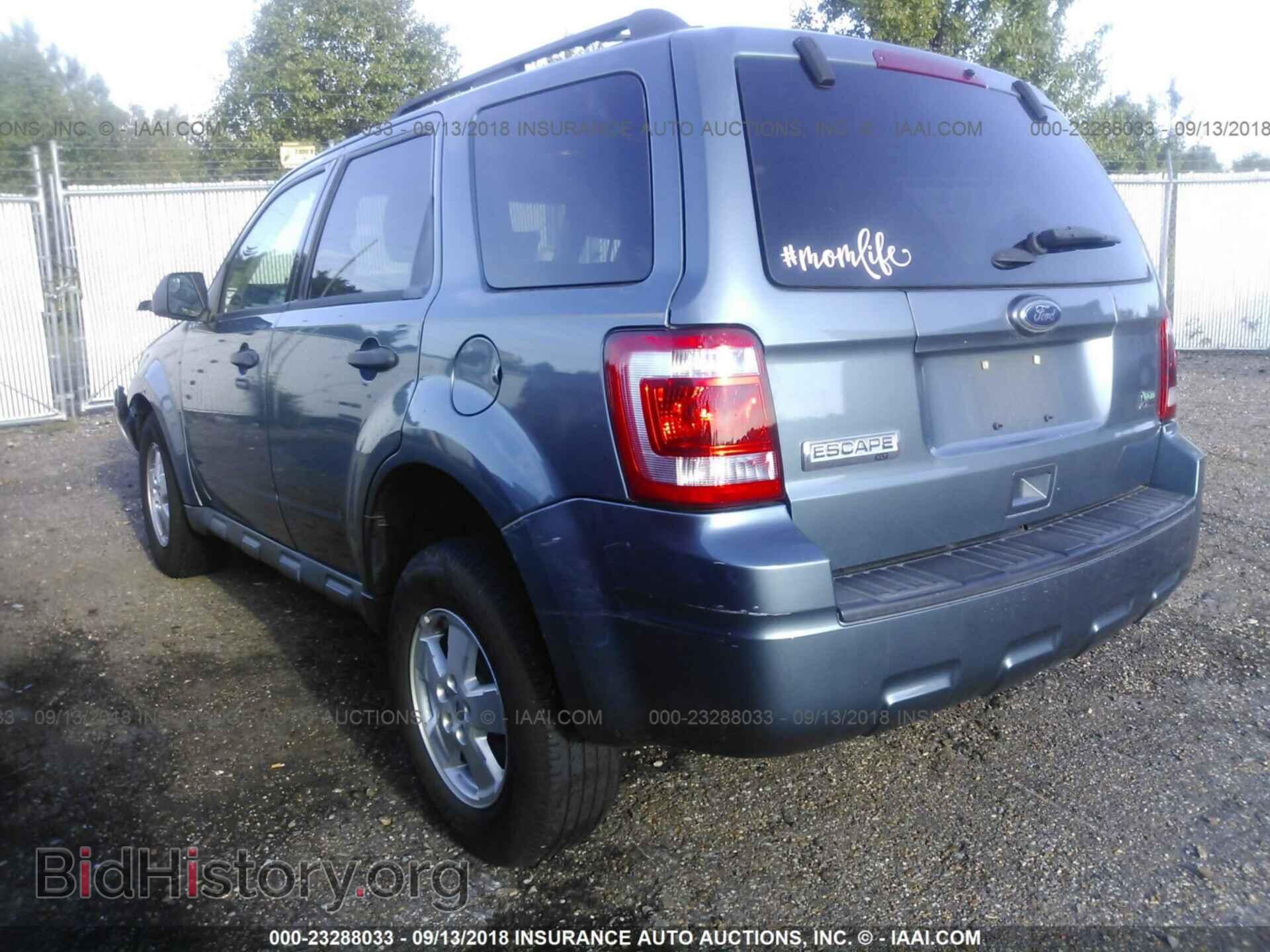 2012 Ford Escape - VIN: 1FMCU0DG8CKA81360 - Photo 3