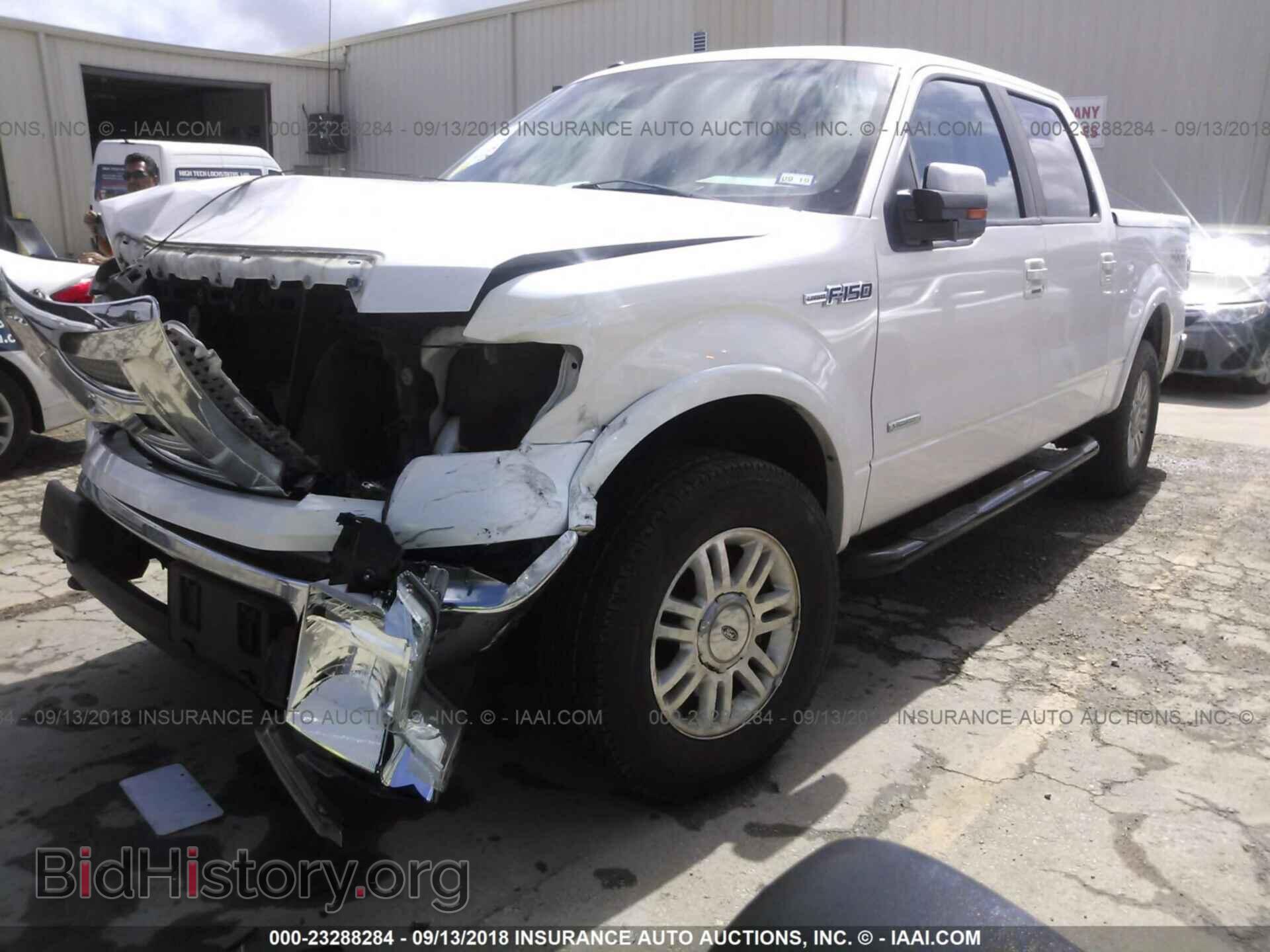2011 Ford F150 - VIN: 1FTFW1ET1BFC38554 - Фото 2