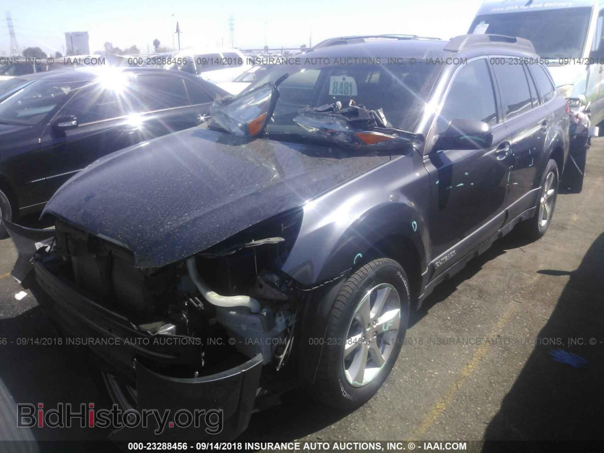 2013 Subaru Outback - VIN: 4S4BRBLC7D3293041 - Photo 2