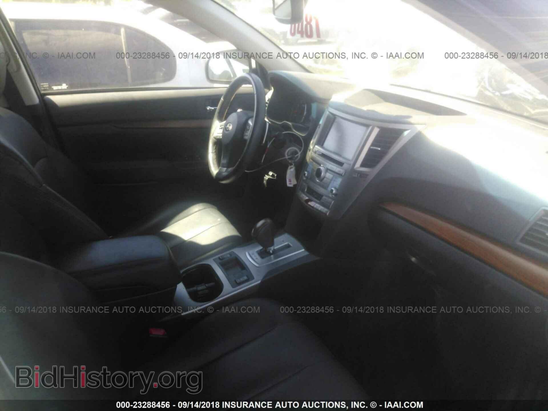 2013 Subaru Outback - VIN: 4S4BRBLC7D3293041 - Photo 5