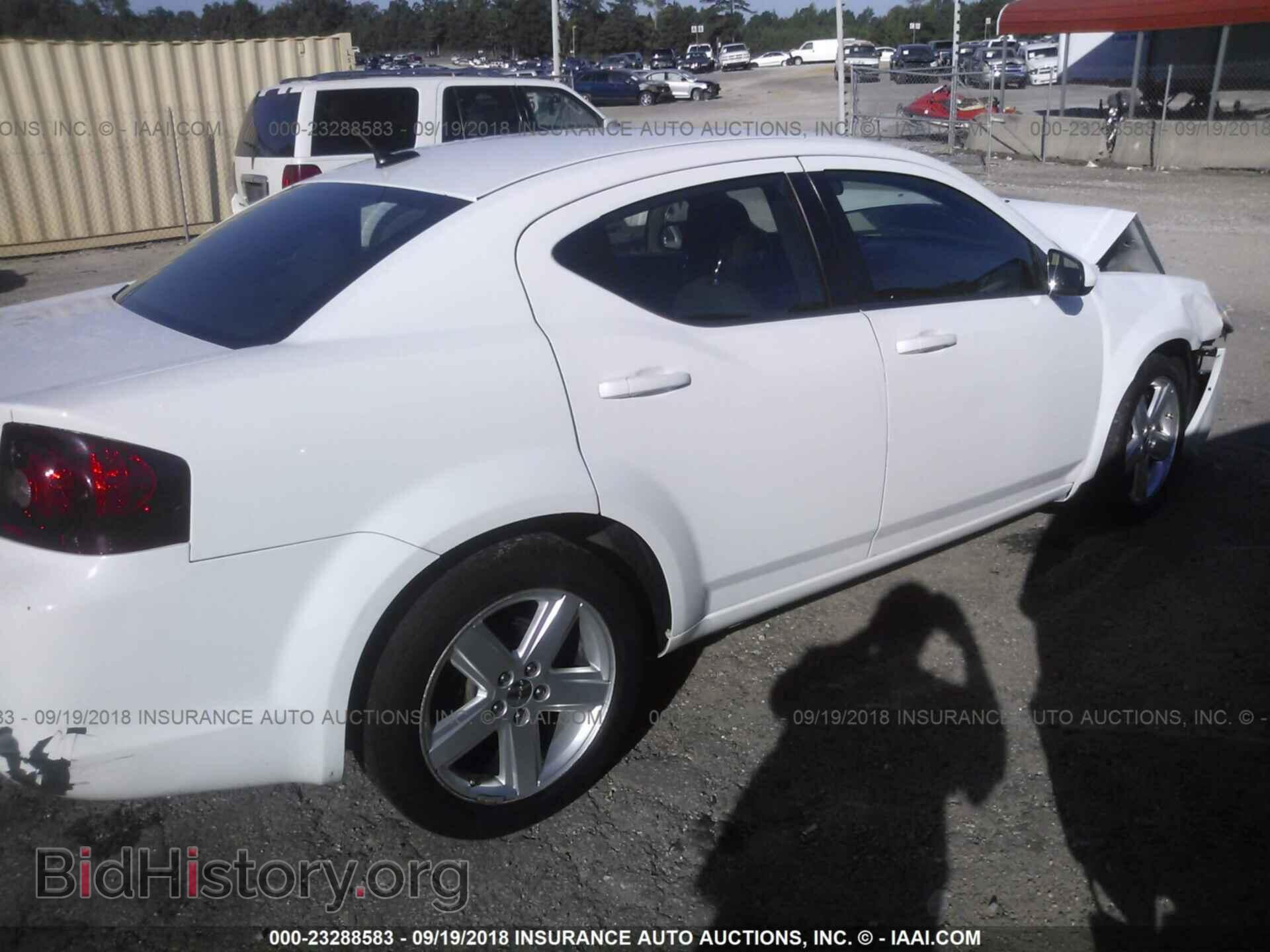 2013 Dodge Avenger - VIN: 1C3CDZCB1DN681558 - Photo 4