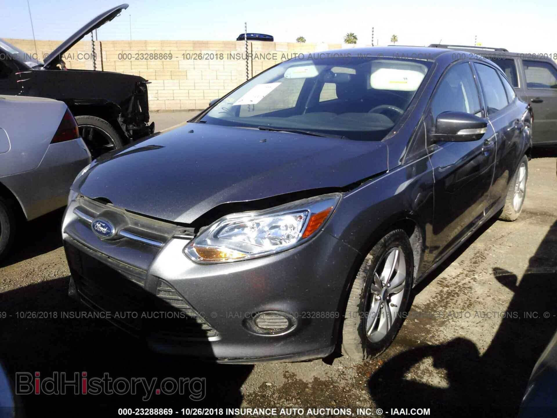 2014 Ford Focus - VIN: 1FADP3F20EL437516 - Фото 2
