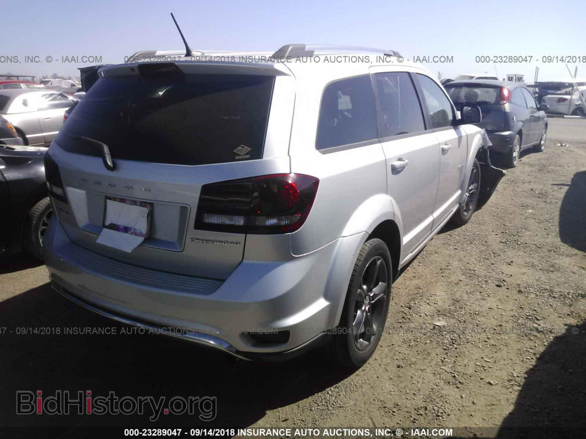 2014 Dodge Journey - VIN: 3C4PDCGB4ET260813 - Фото 4