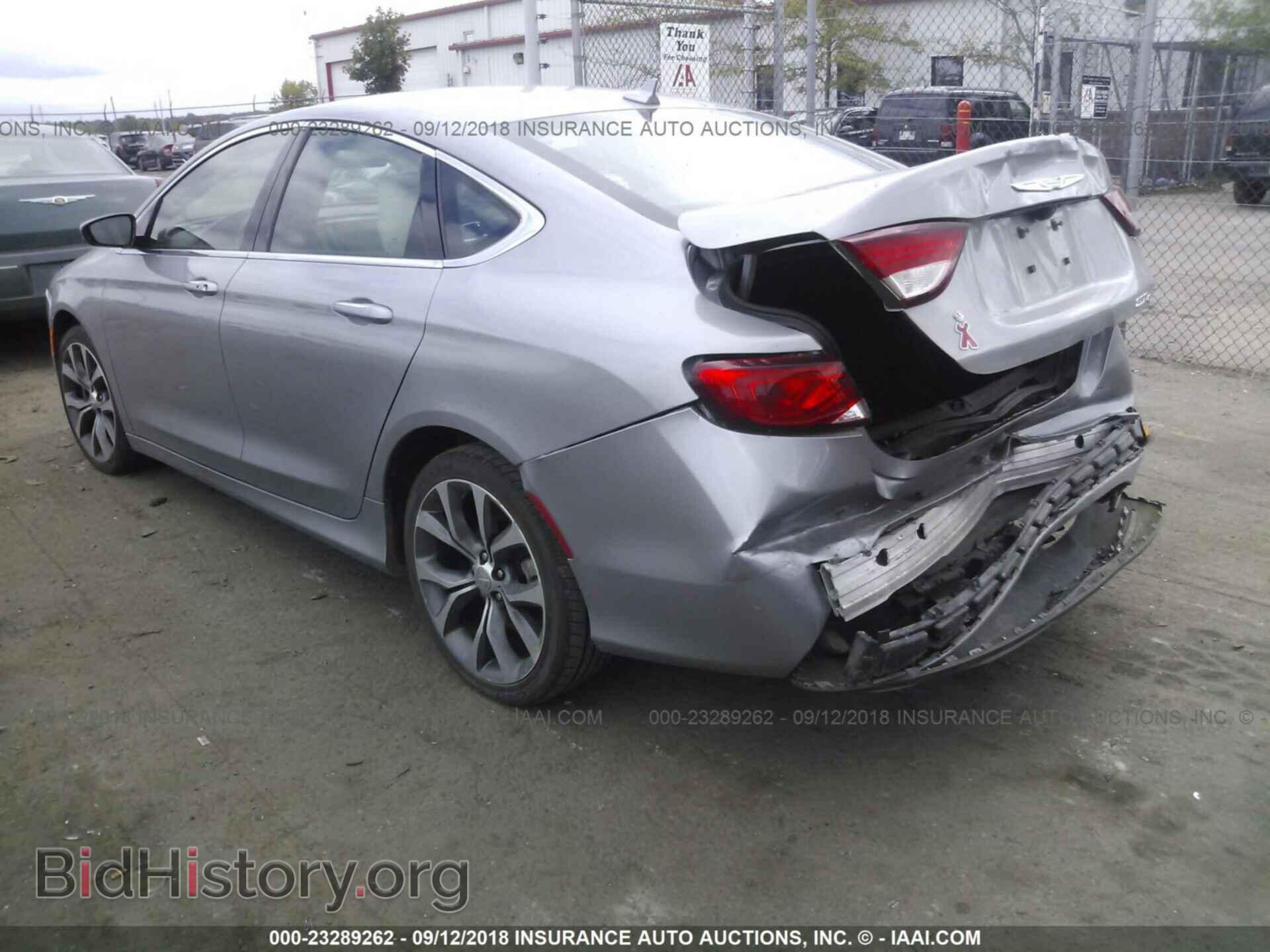 2015 Chrysler 200 - VIN: 1C3CCCCB1FN610833 - Photo 3