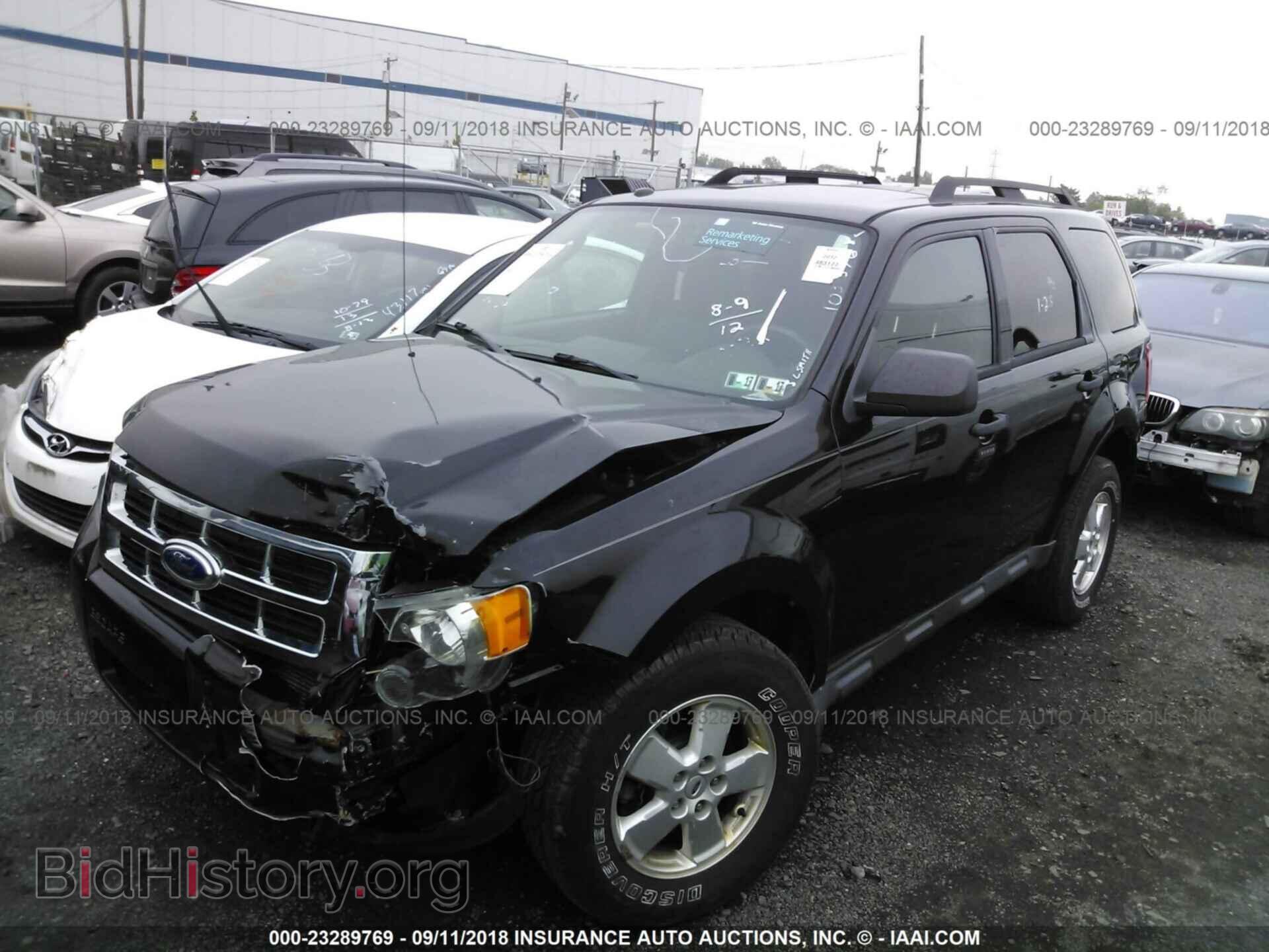 2012 Ford Escape - VIN: 1FMCU9DG4CKA47100 - Photo 2