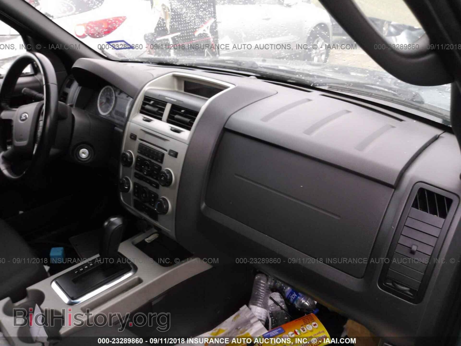 2011 Ford Escape - VIN: 1FMCU0DG7BKC42036 - Фото 5