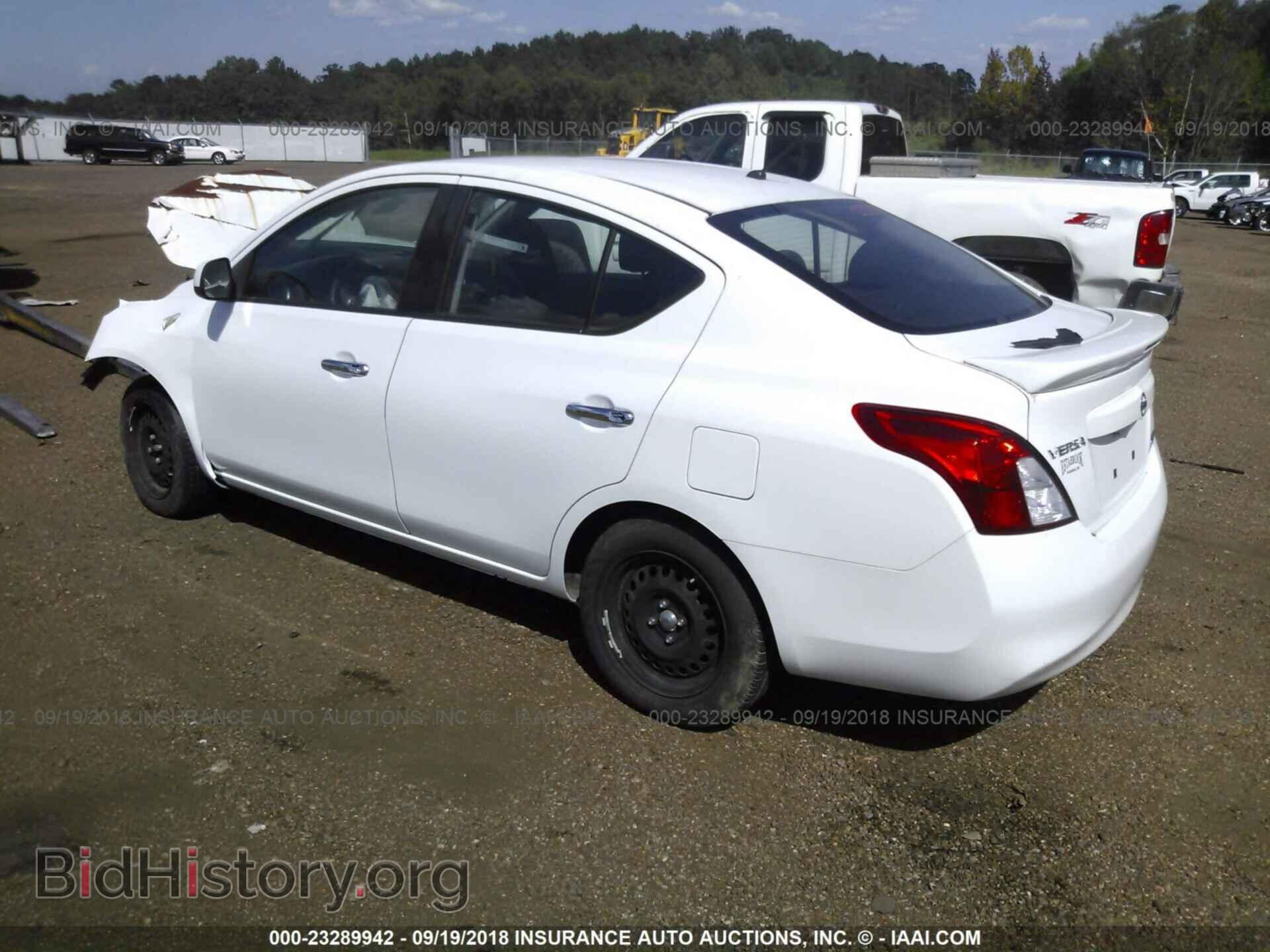 2014 Nissan Versa - VIN: 3N1CN7AP3EK456015 - Photo 3
