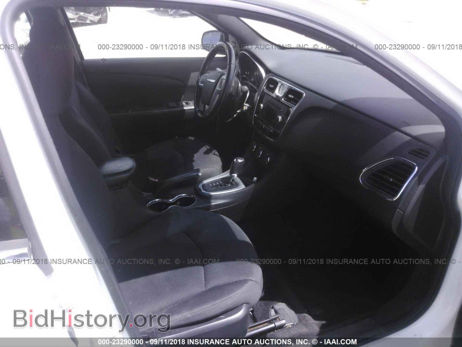 2013 Chrysler 200 - VIN: 1C3CCBBB6DN683365 - Photo 5