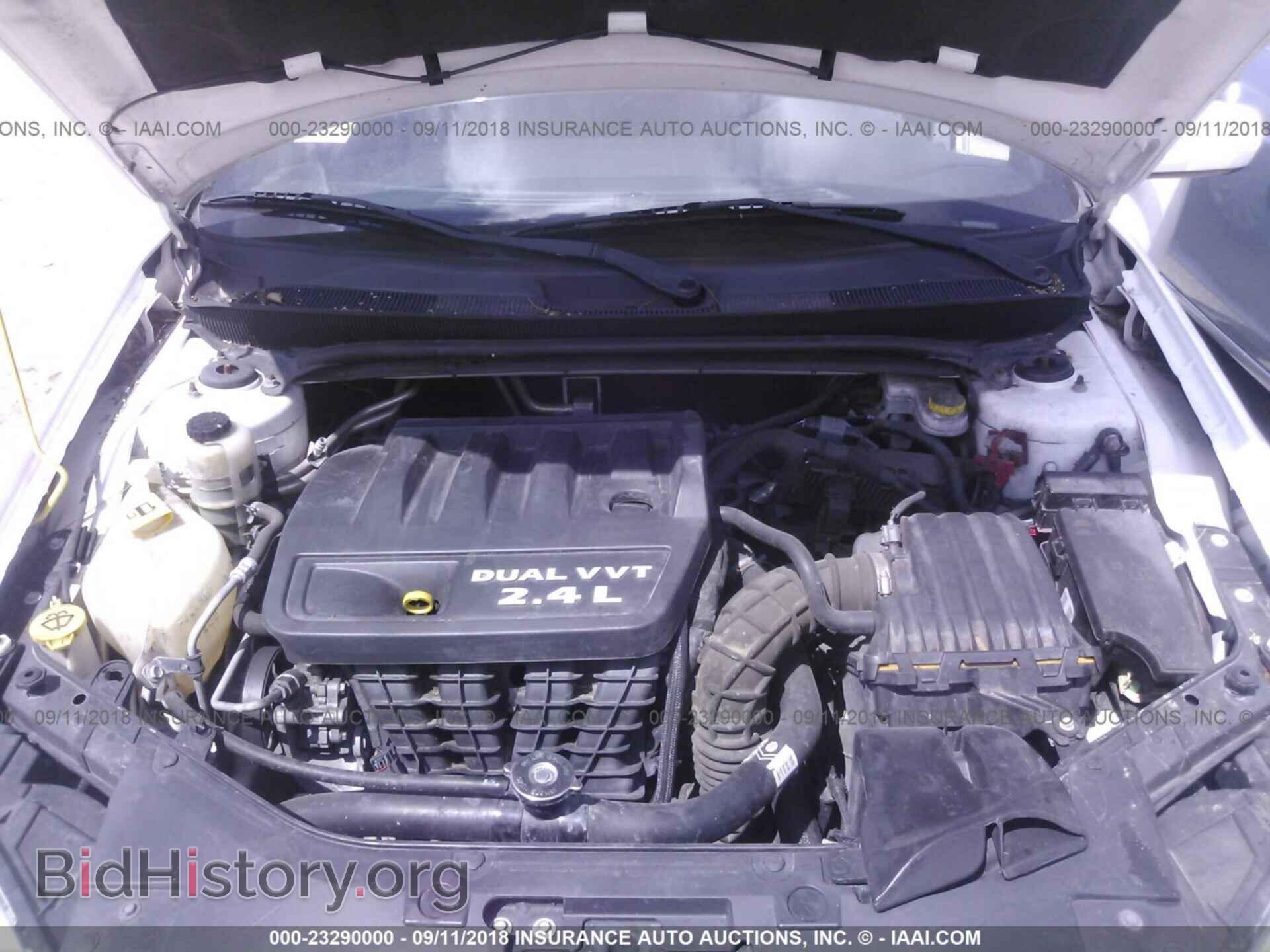 2013 Chrysler 200 - VIN: 1C3CCBBB6DN683365 - Photo 10