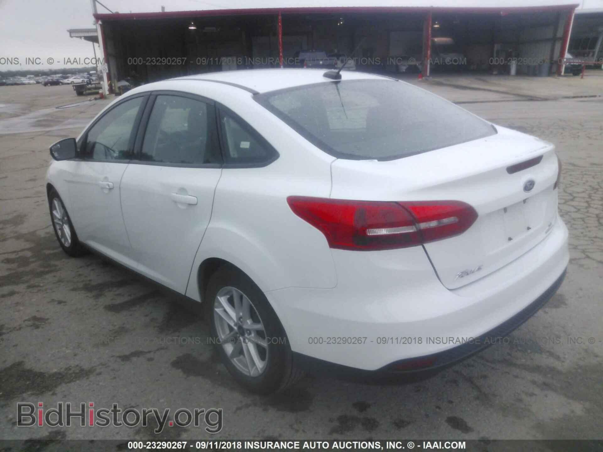 2016 Ford Focus - VIN: 1FADP3F24GL338541 - Фото 3
