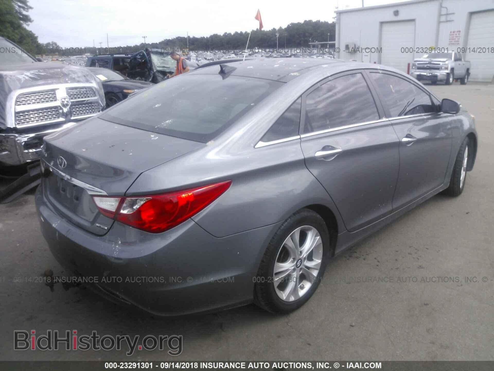 2012 Hyundai Sonata - VIN: 5NPEC4AC4CH313959 - Фото 4