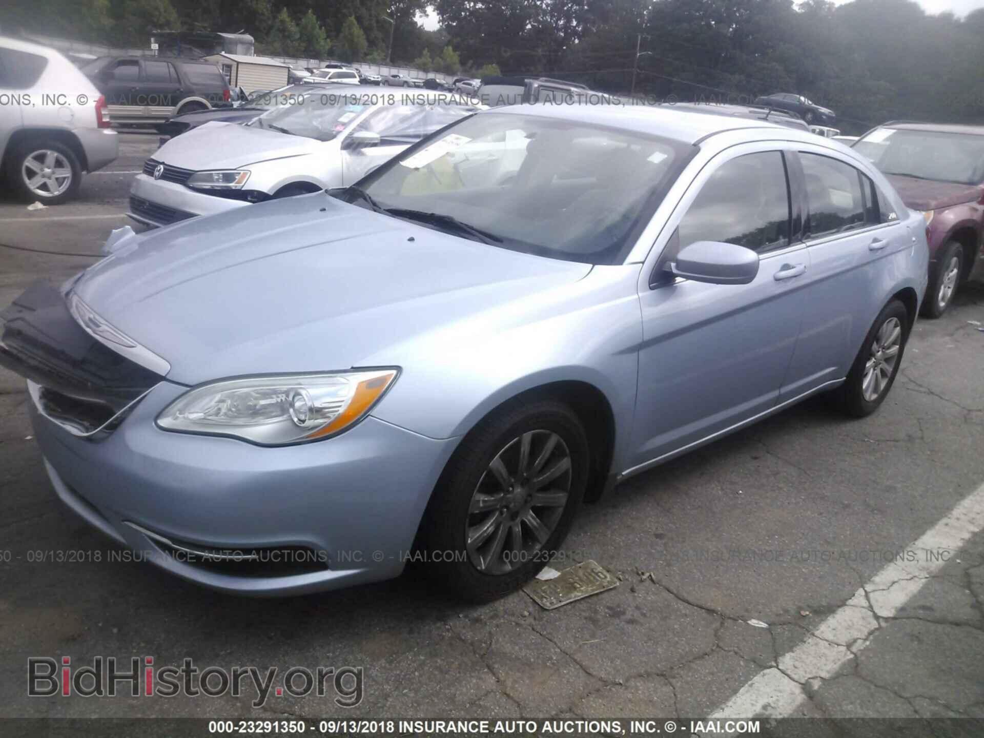 2012 Chrysler 200 - VIN: 1C3CCBBG8CN226986 - Photo 2