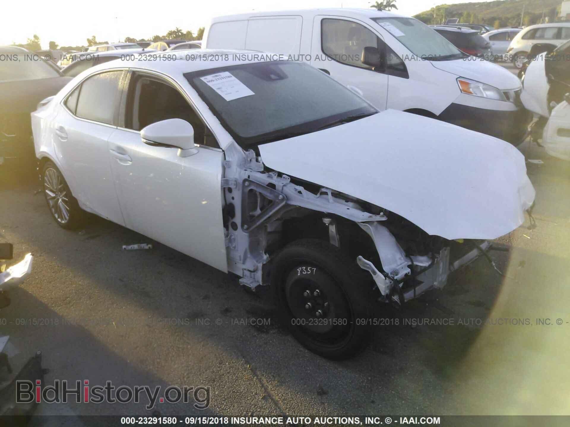 Photo JTHBA1D24H5060058 - Lexus Is 2017