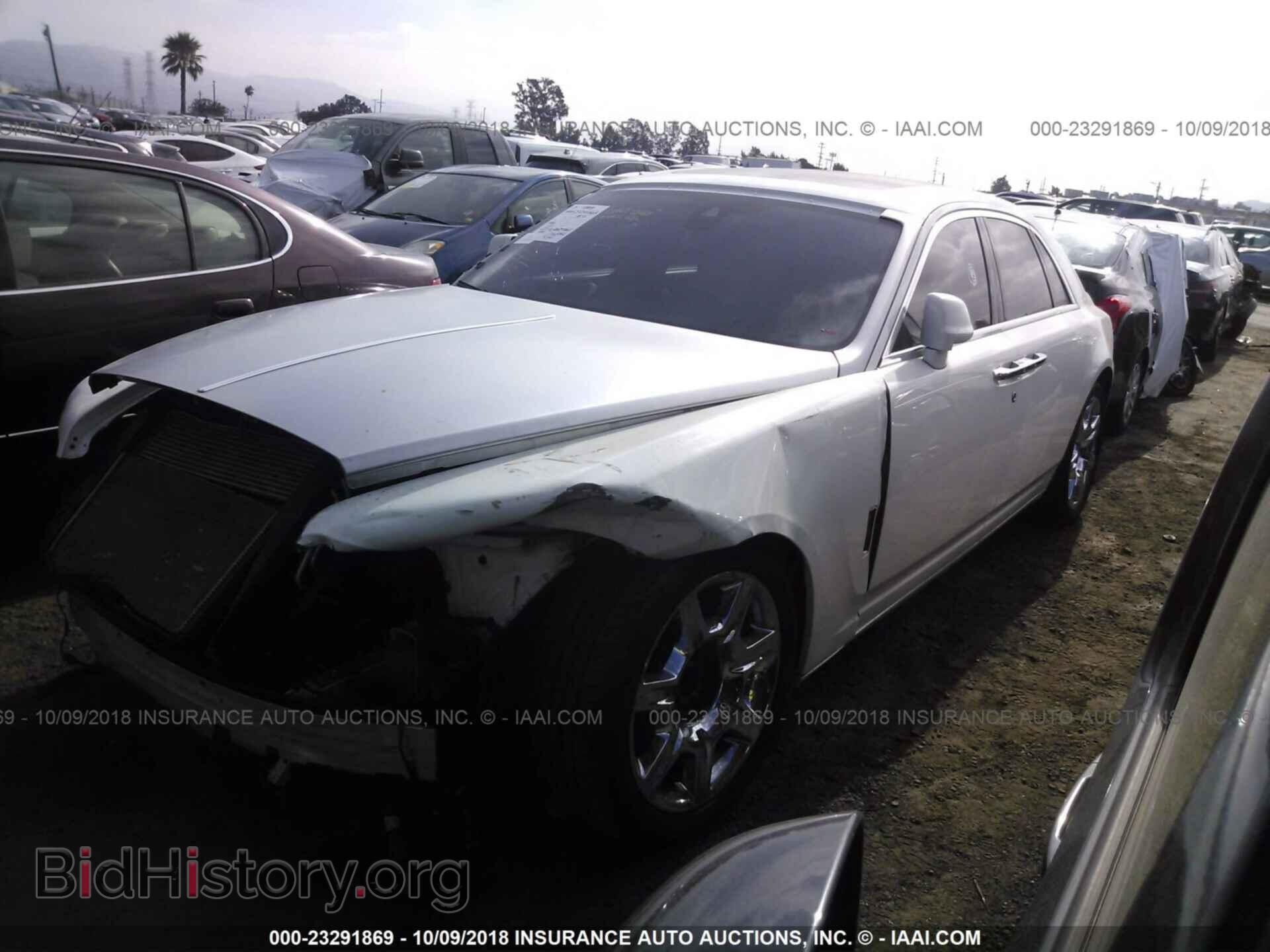 2013 Rolls-royce Ghost - VIN: SCA664S58DUX52074 - Photo 2