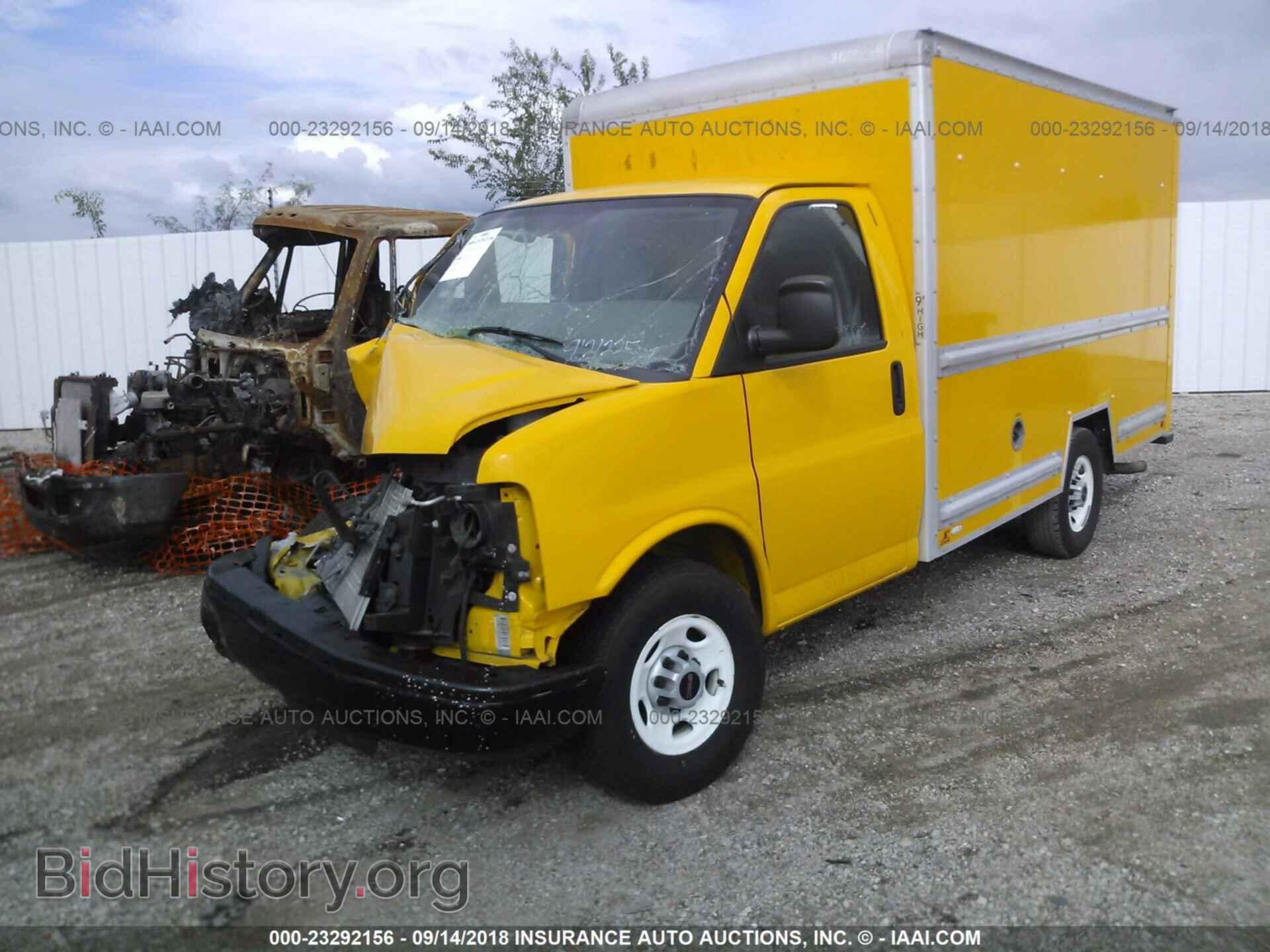 2014 Gmc Savana - VIN: 1GD072CAXE1907895 - Photo 2