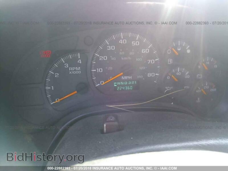2005 GMC C7500 (VIN 1GDJ7C1C85F901207) — фото 6 из 10