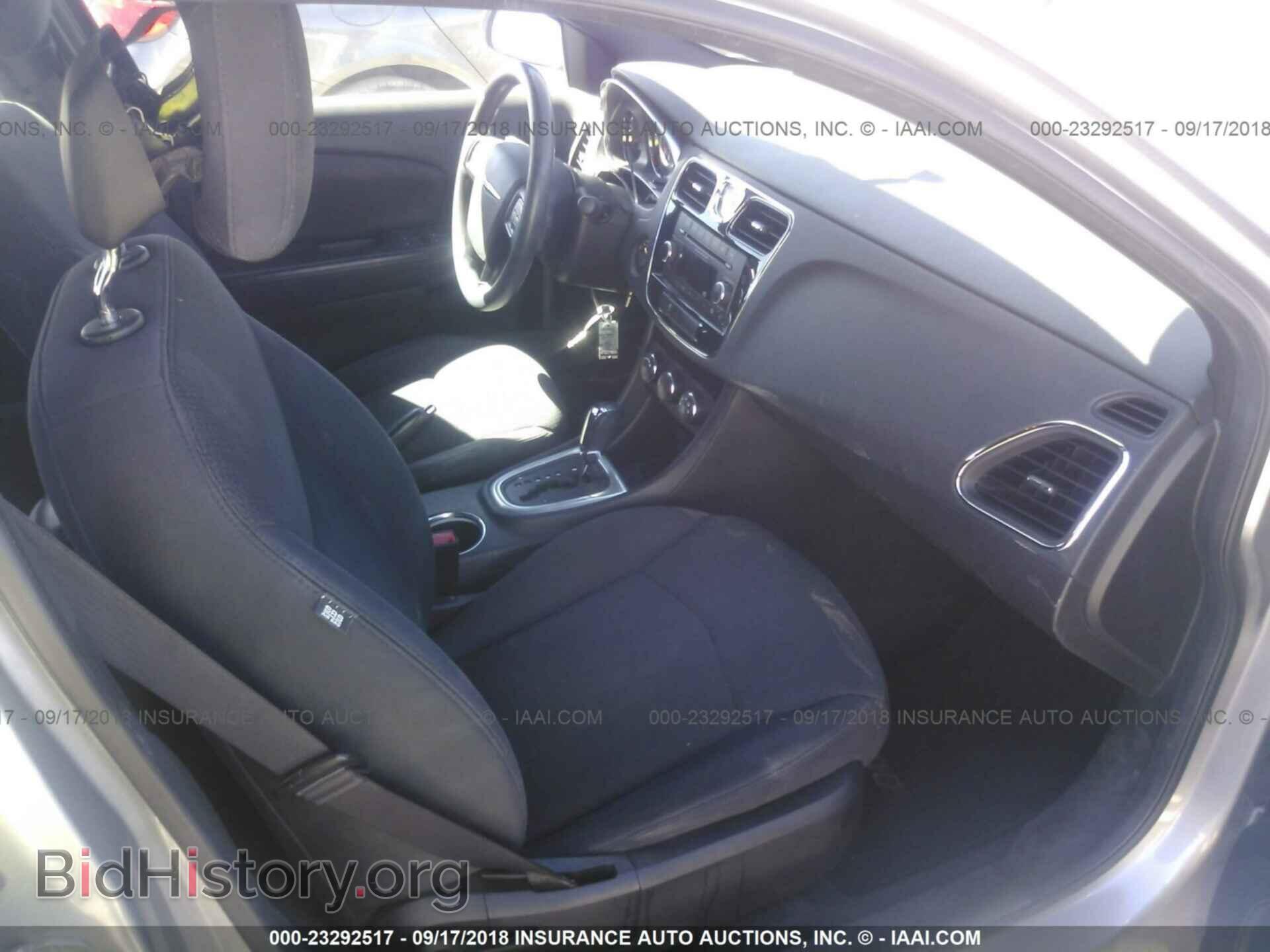 2014 Chrysler 200 - VIN: 1C3CCBAB9EN170453 - Photo 5