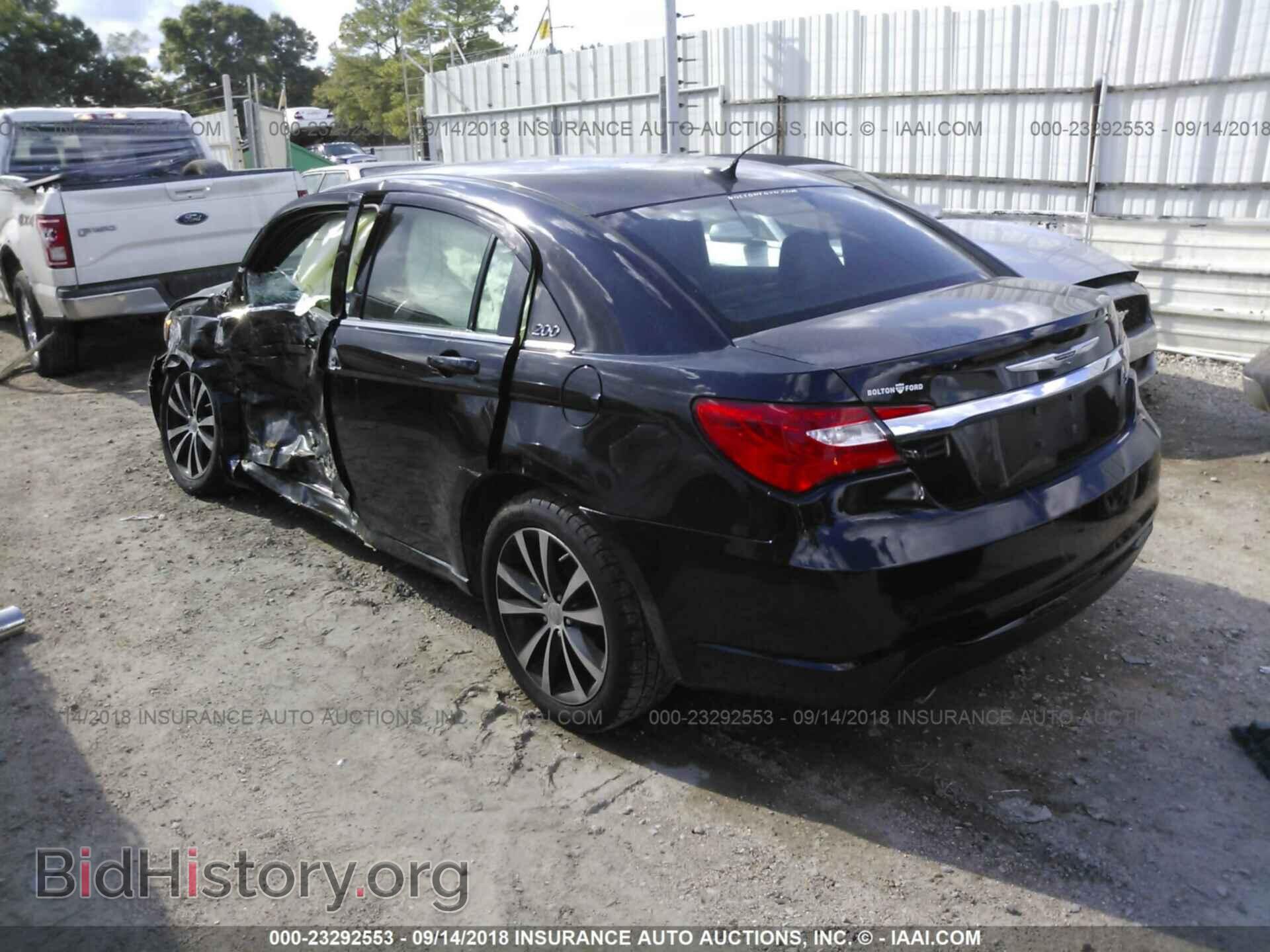 2012 Chrysler 200 - VIN: 1C3CCBHG2CN162497 - Photo 3