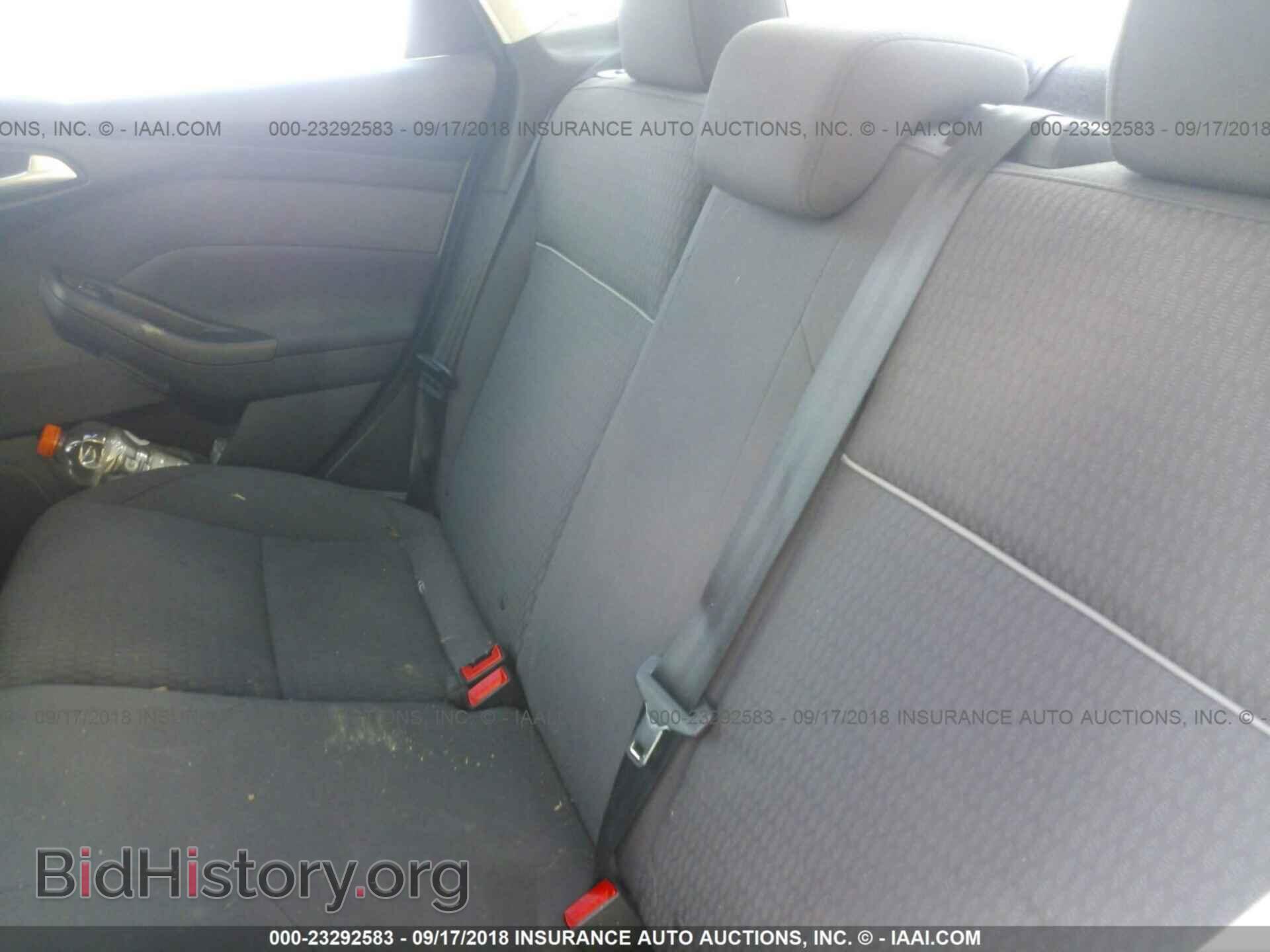 2012 Ford Focus - VIN: 1FAHP3H21CL317025 - Photo 8
