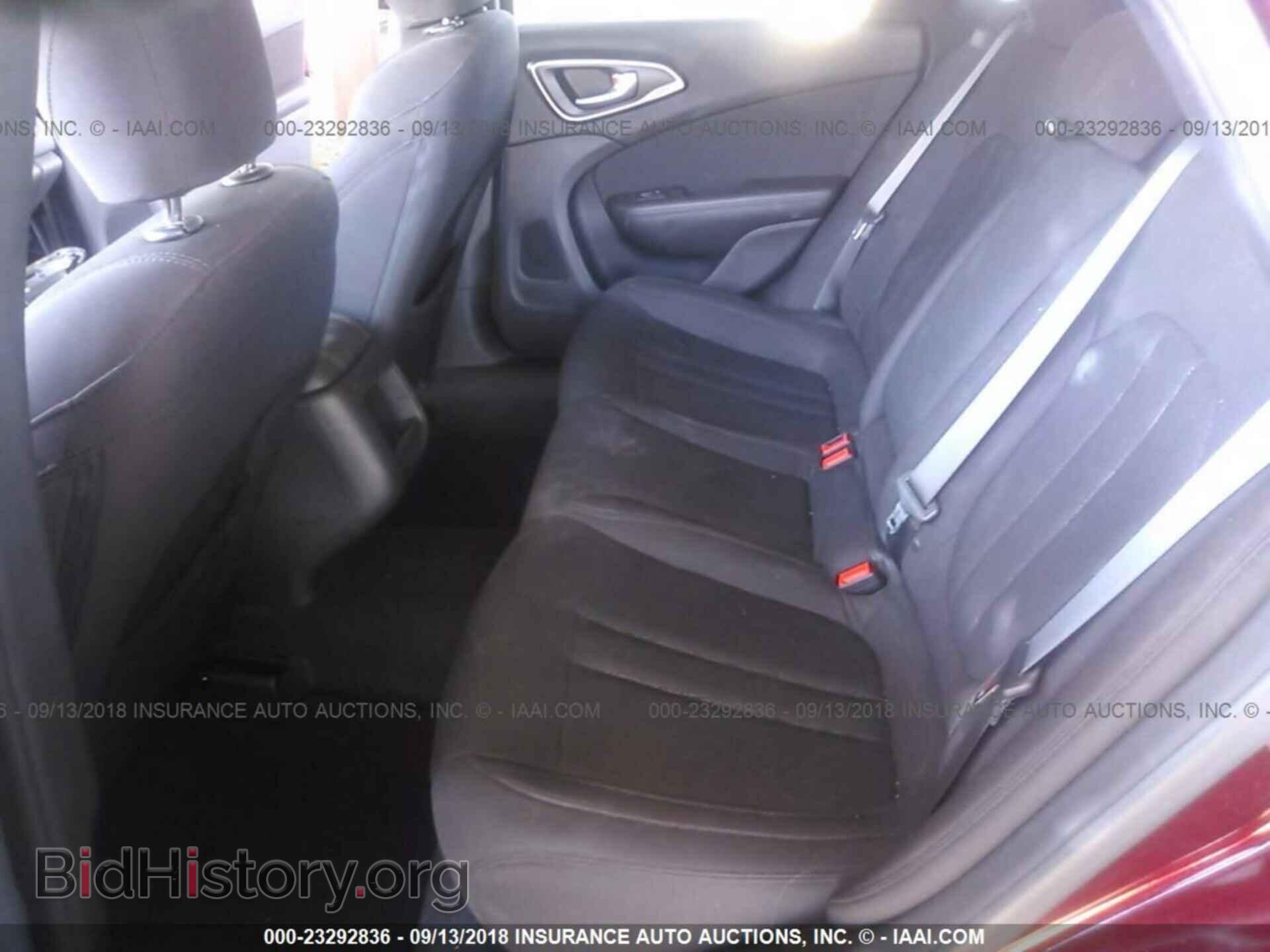 2015 Chrysler 200 - VIN: 1C3CCCAB6FN638338 - Photo 8