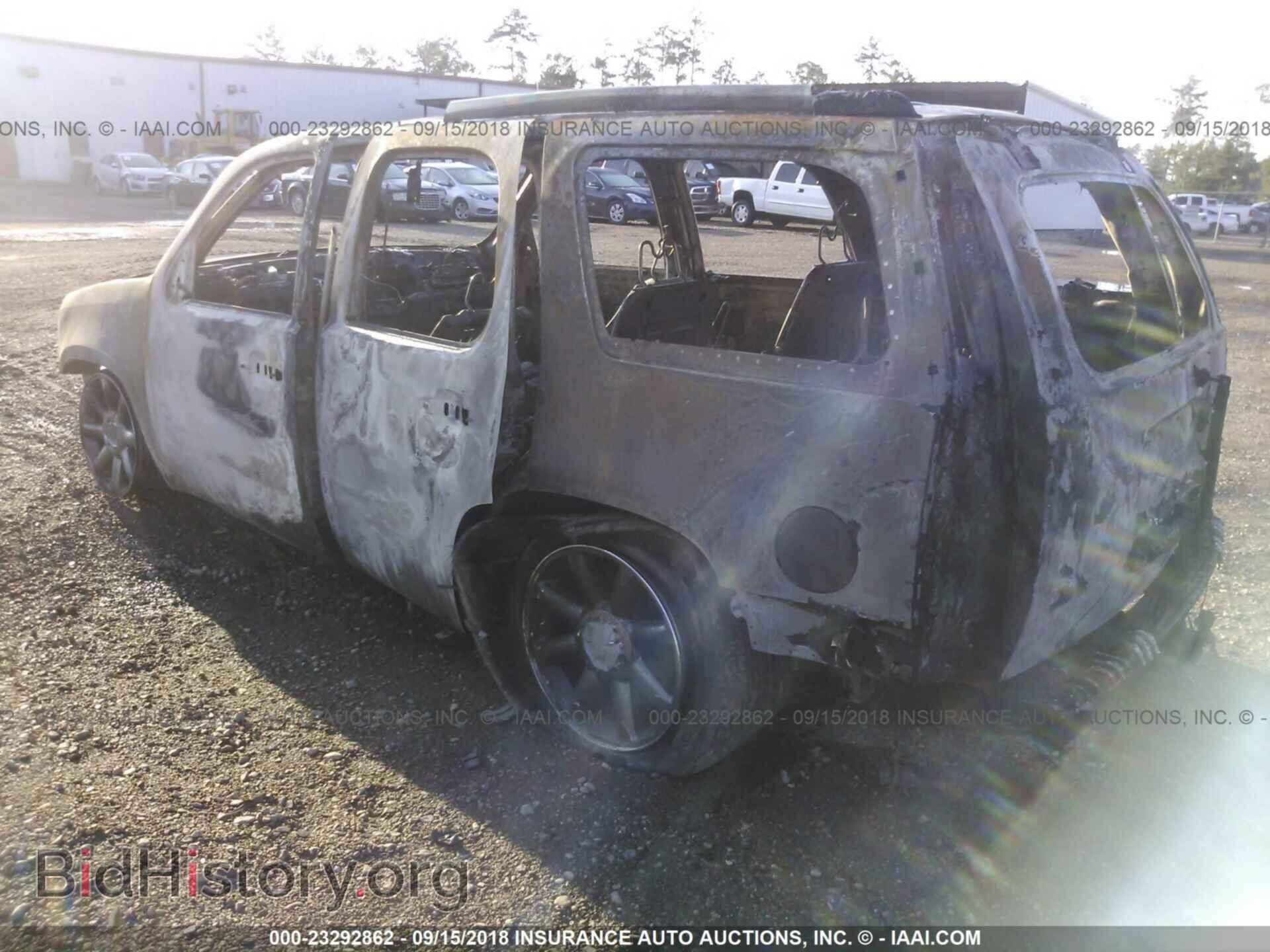 2012 Gmc Yukon - VIN: 1GKS1EEF2CR305830 - Photo 3