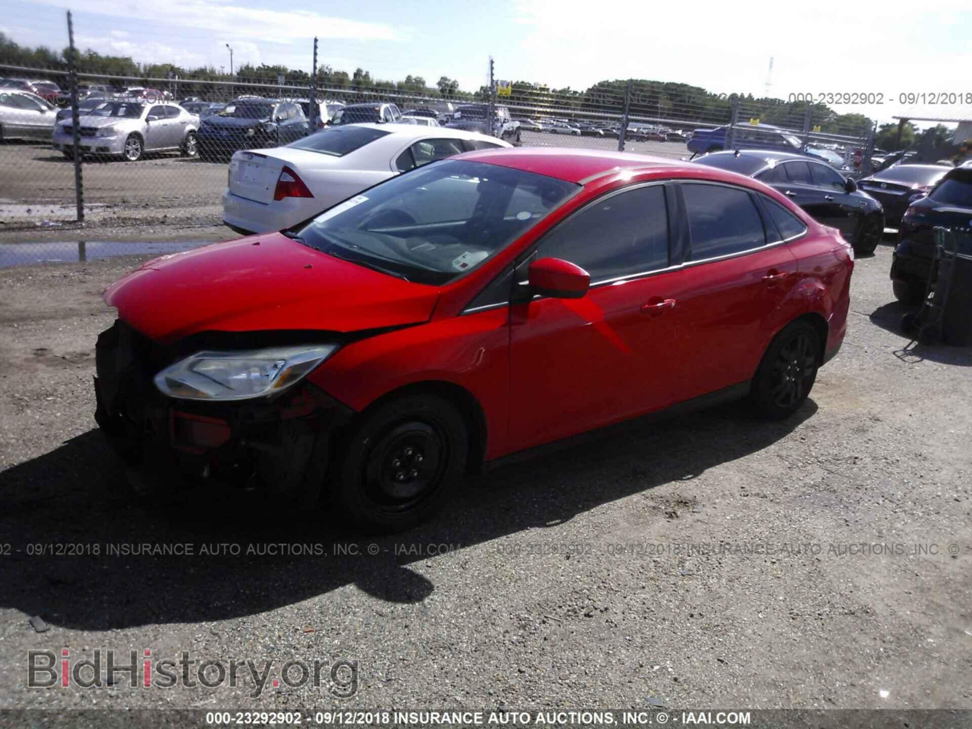 2012 Ford Focus - VIN: 1FAHP3F25CL184269 - Photo 2