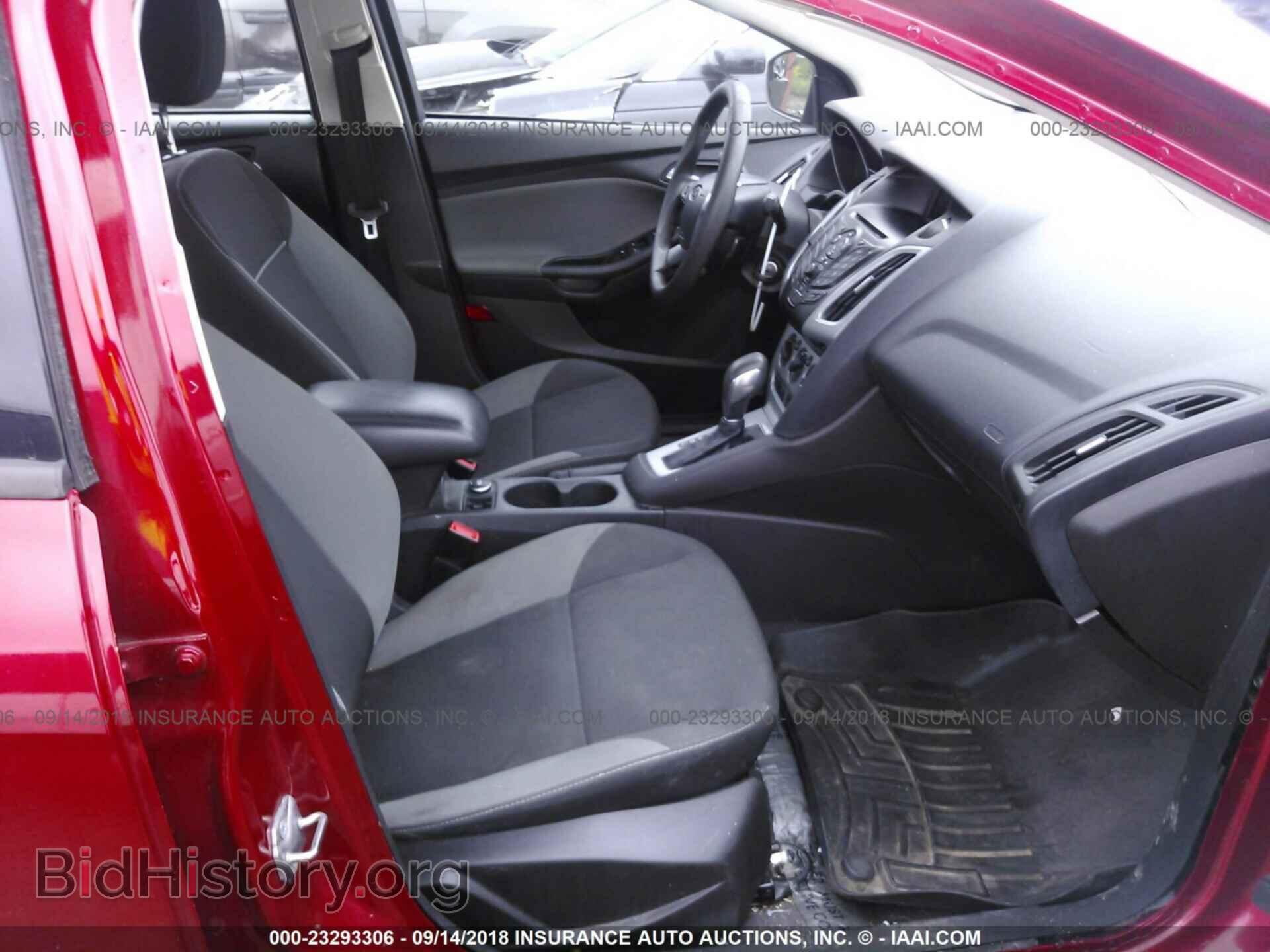 2012 Ford Focus - VIN: 1FAHP3F2XCL240464 - Photo 5