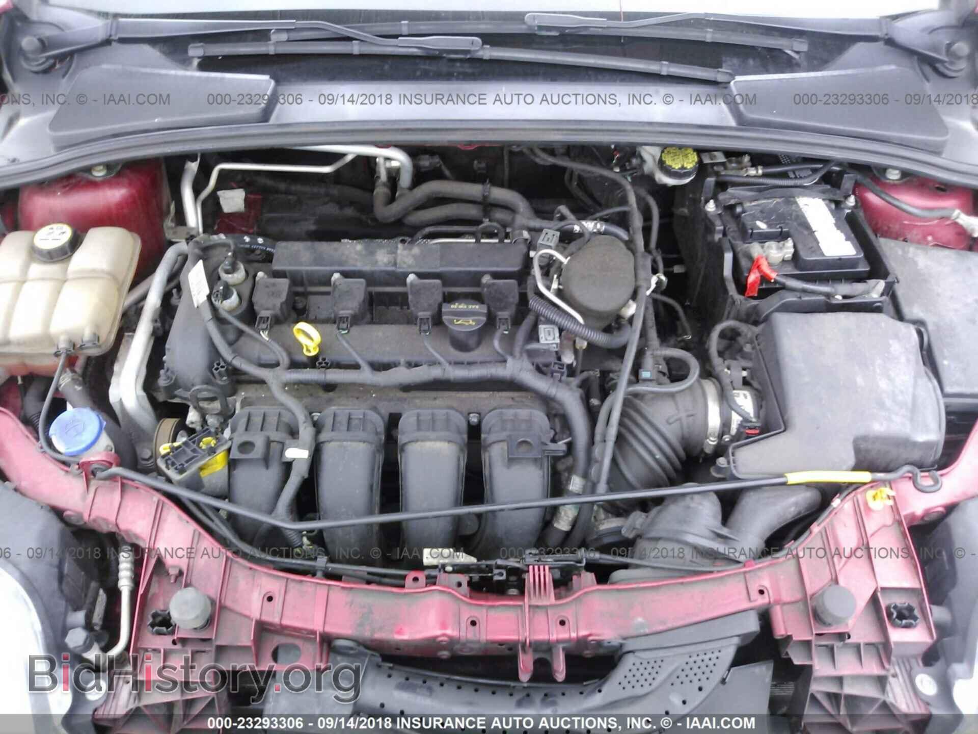 2012 Ford Focus - VIN: 1FAHP3F2XCL240464 - Photo 10