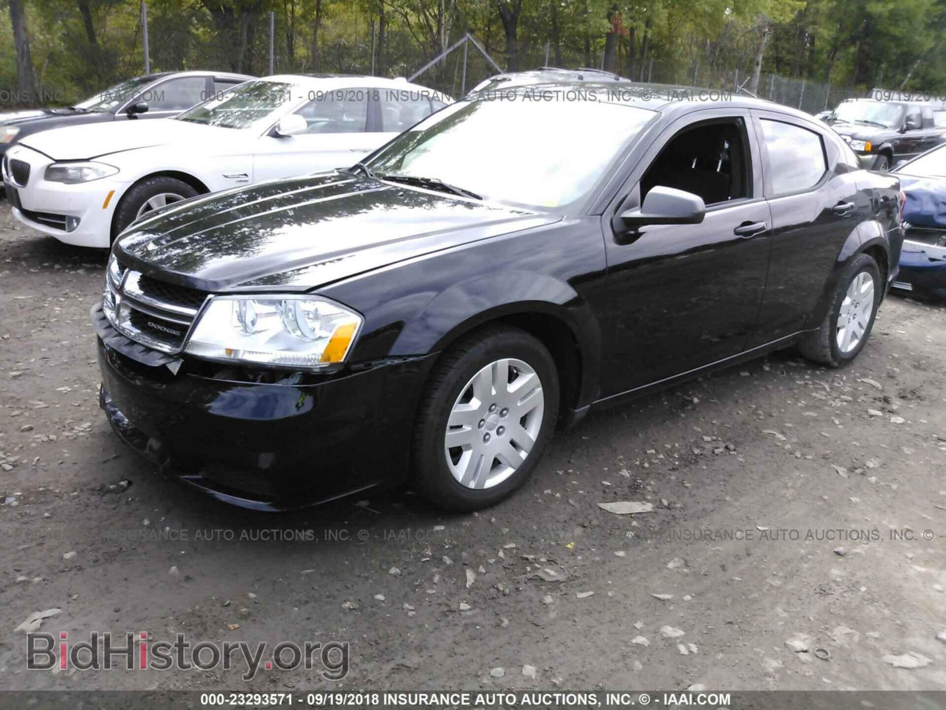2011 Dodge Avenger - VIN: 1B3BD4FB7BN608425 - Фото 2