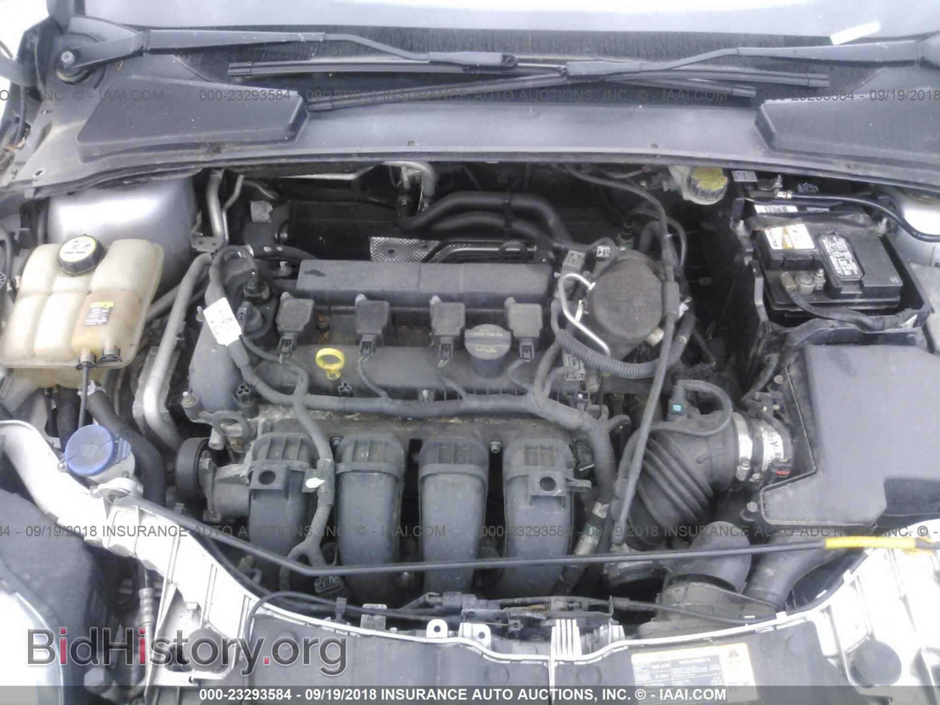 2012 Ford Focus - VIN: 1FAHP3M22CL157310 - Photo 10