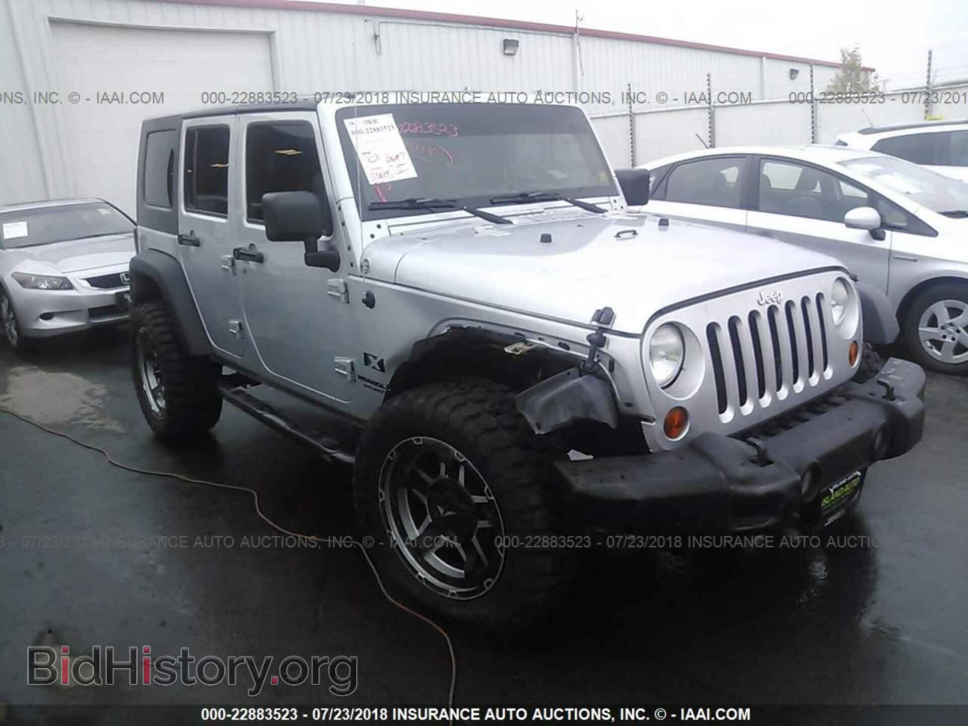 Photo 1J4GA39127L107272 - JEEP WRANGLER 2007