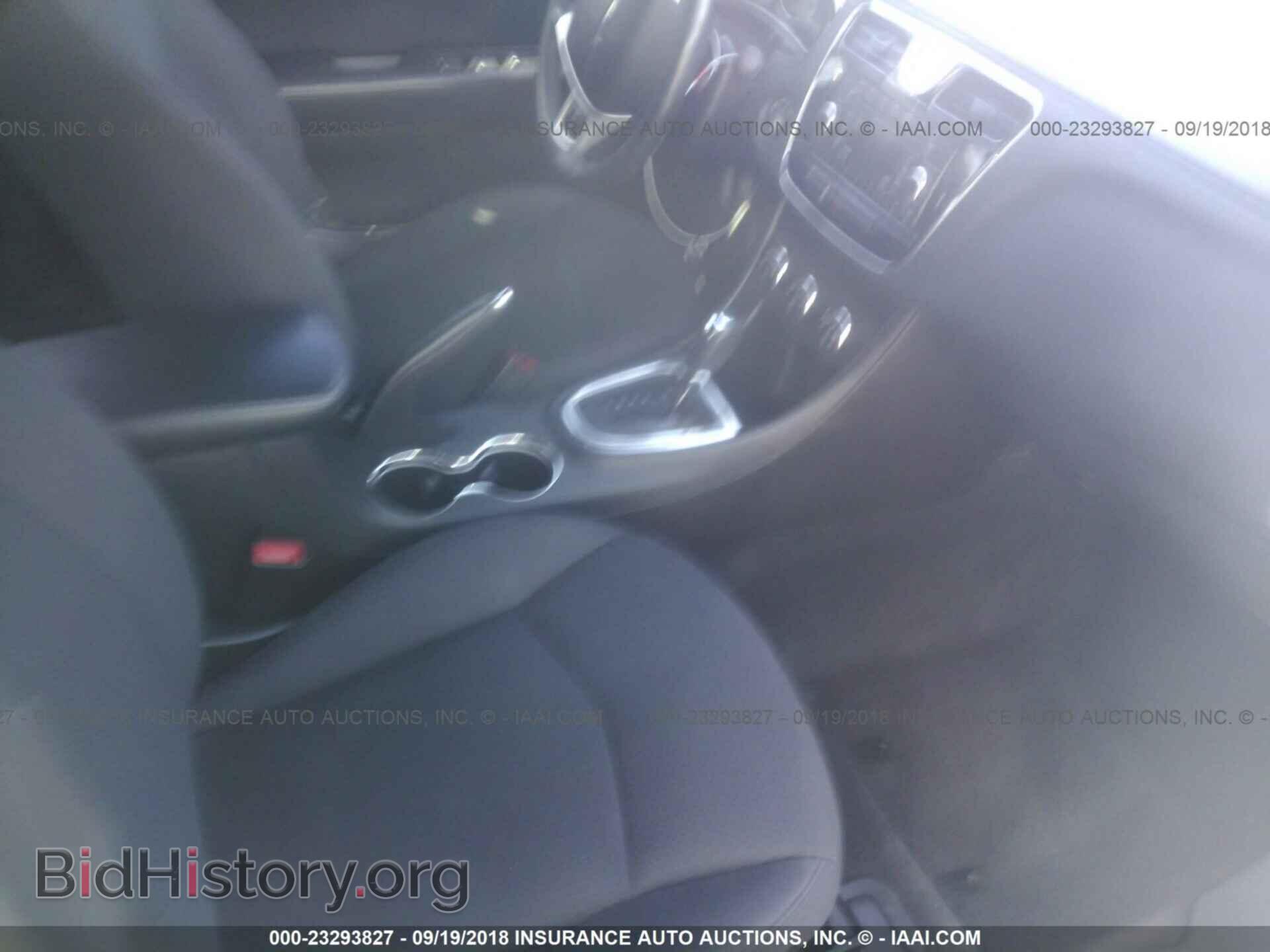 2013 Chrysler 200 - VIN: 1C3CCBBB0DN693986 - Photo 5