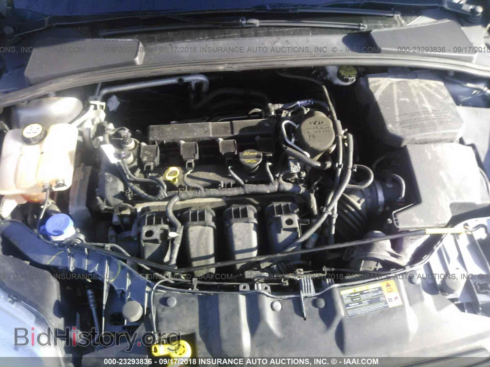 2012 Ford Focus - VIN: 1FAHP3F28CL463361 - Photo 10