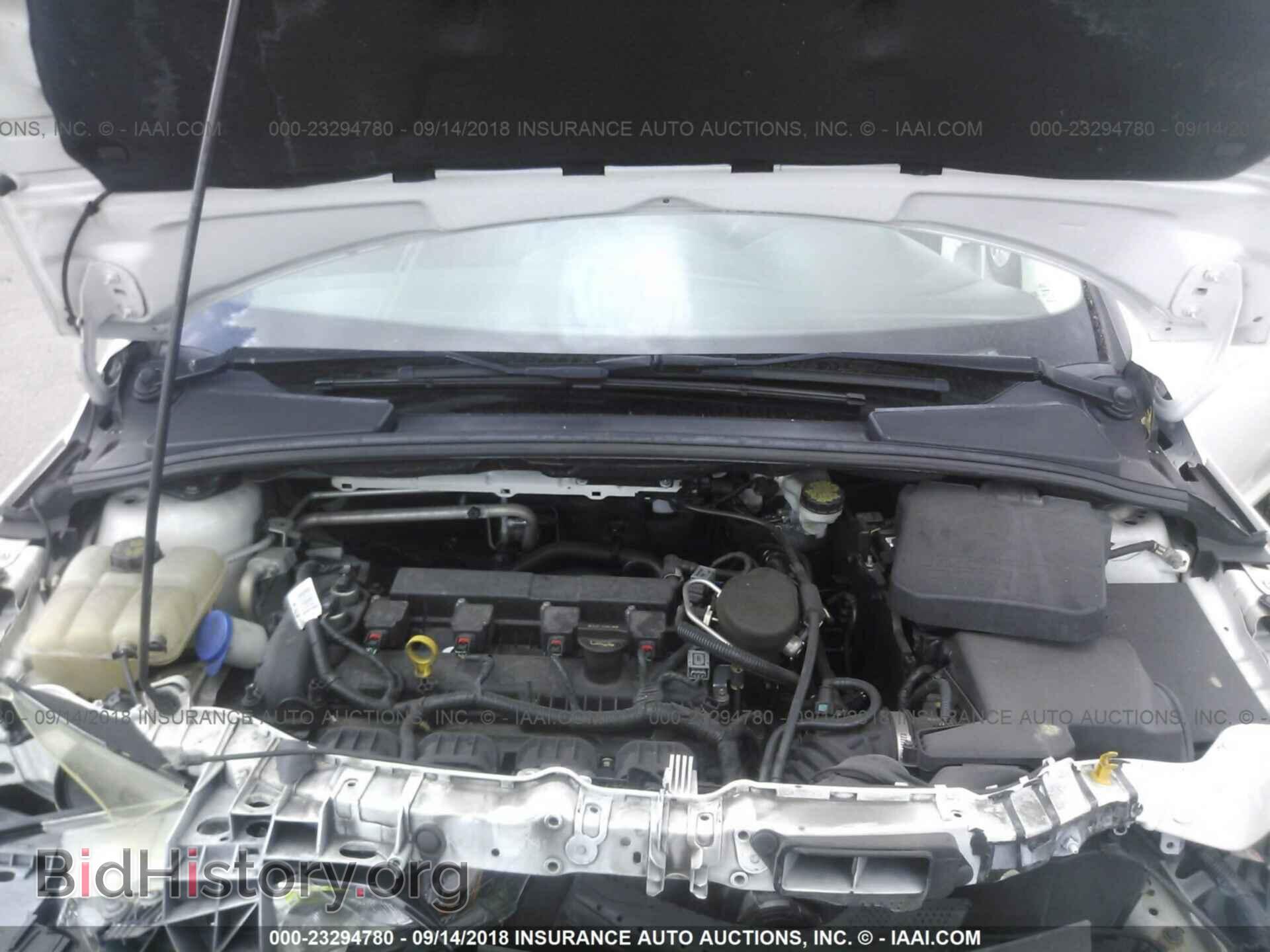 2014 Ford Focus - VIN: 1FADP3N23EL191062 - Photo 10