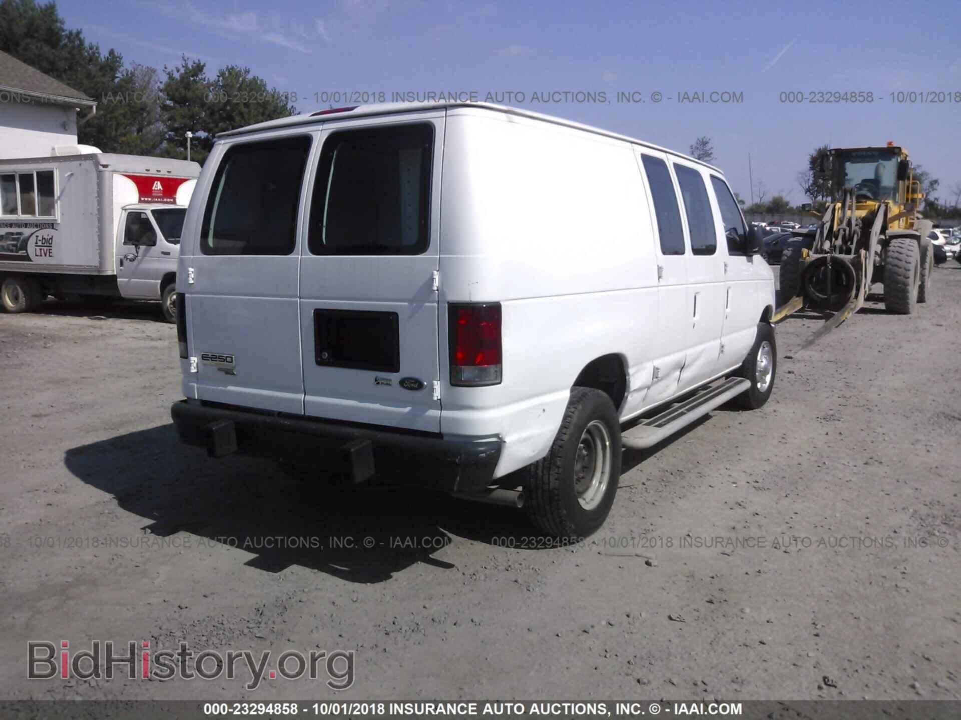 2013 Ford Econoline - VIN: 1FTNE2EW8DDA15845 - Фото 4