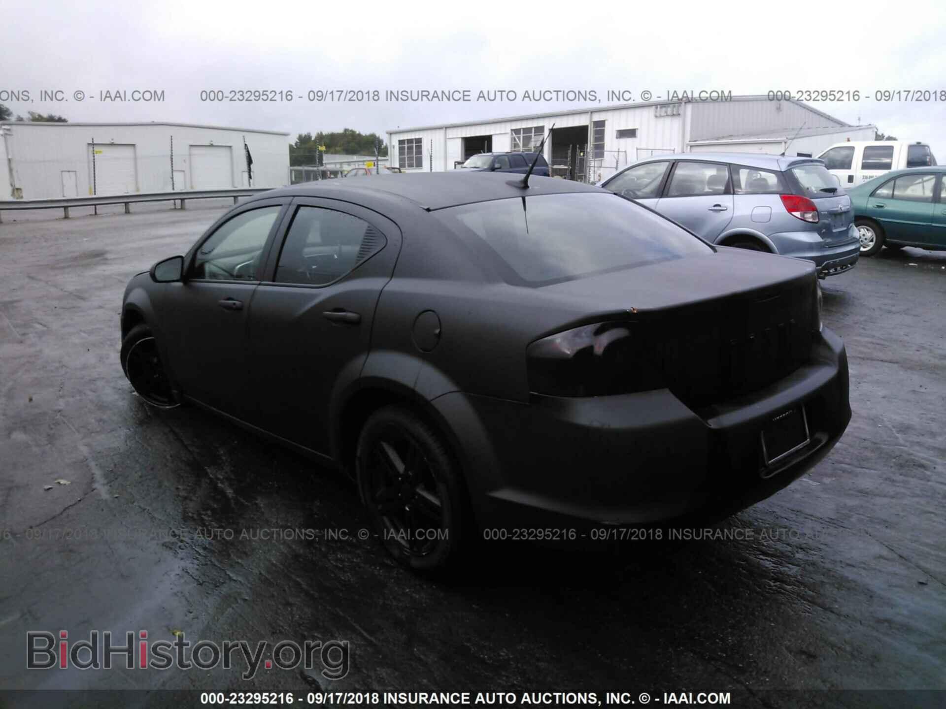 2011 Dodge Avenger - VIN: 1B3BD1FBXBN501593 - Фото 3