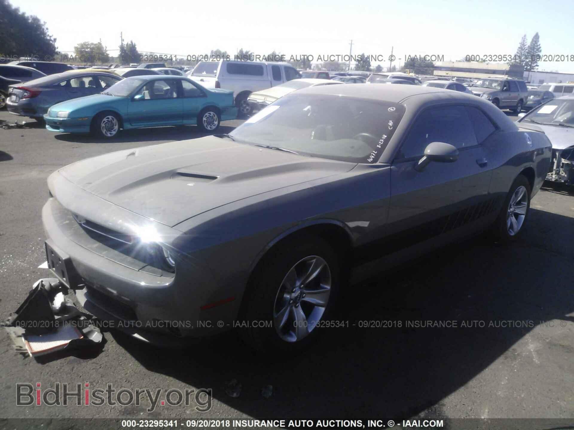 2018 Dodge Challenger - VIN: 2C3CDZAG4JH123688 - Photo 2