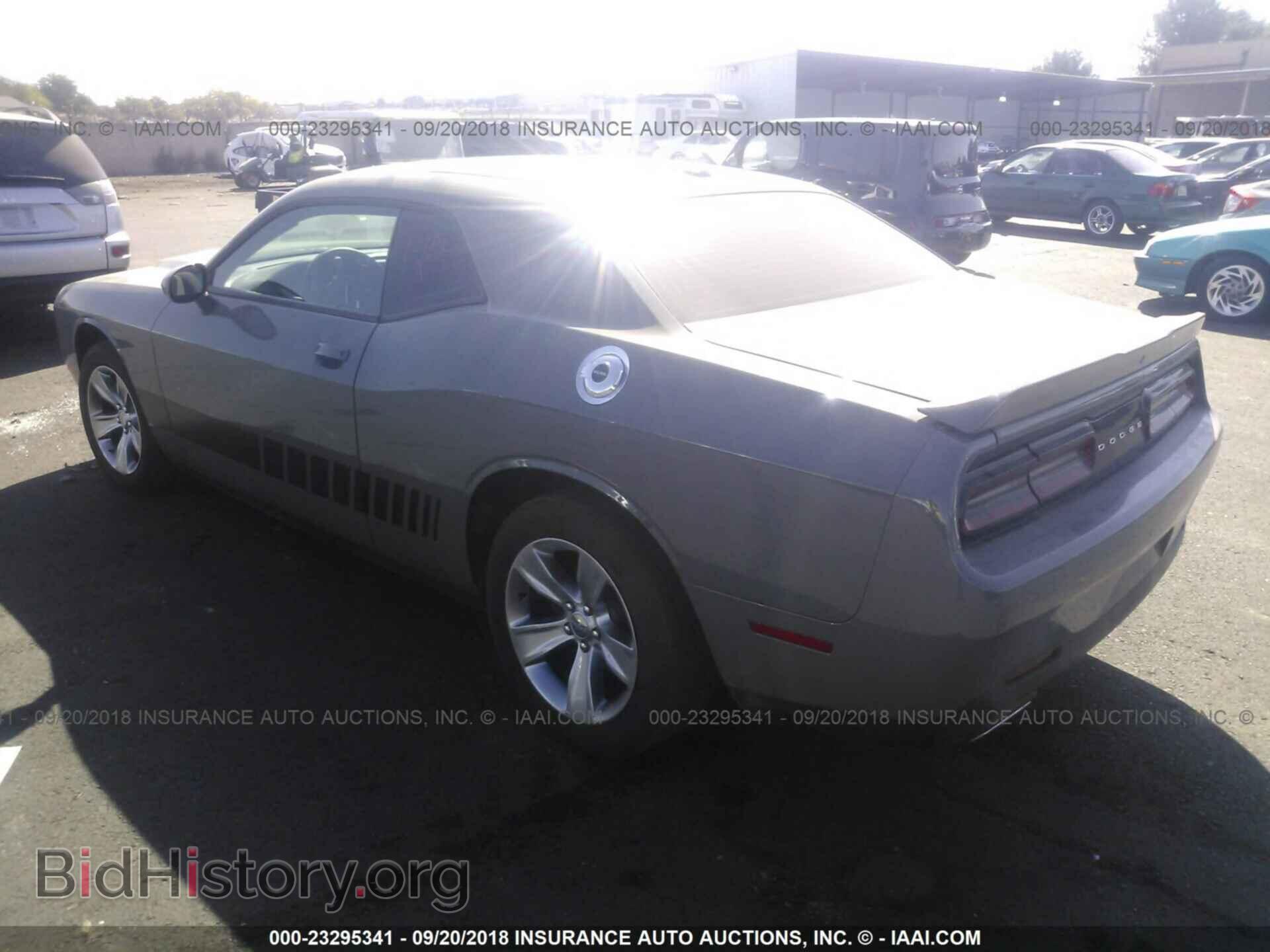 2018 Dodge Challenger - VIN: 2C3CDZAG4JH123688 - Photo 3