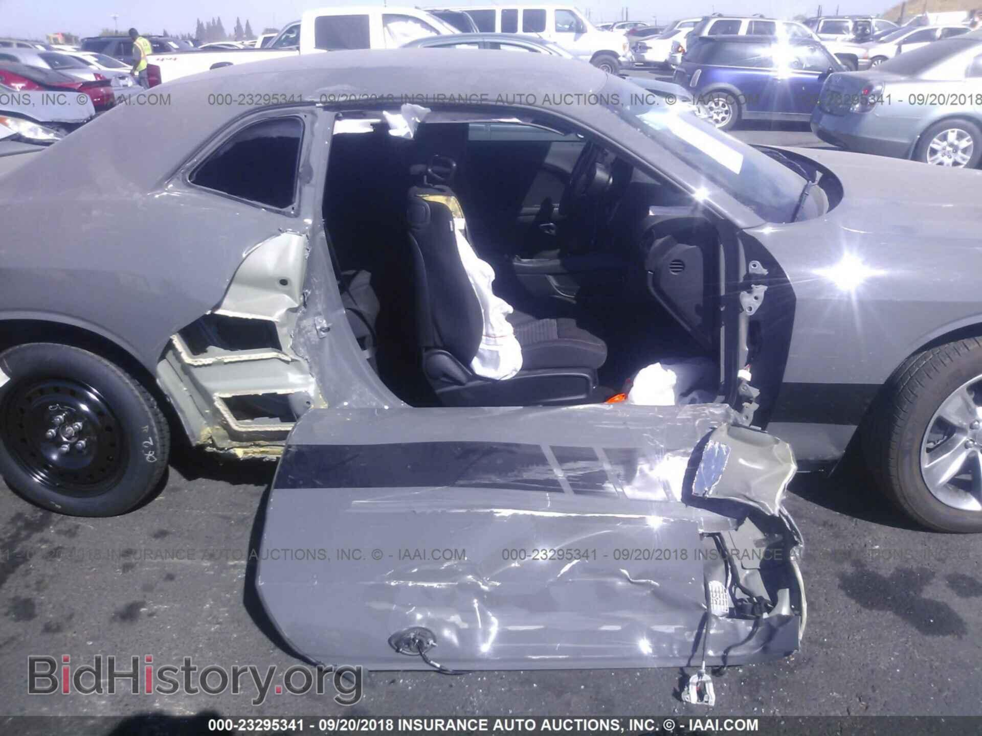 2018 Dodge Challenger - VIN: 2C3CDZAG4JH123688 - Photo 6