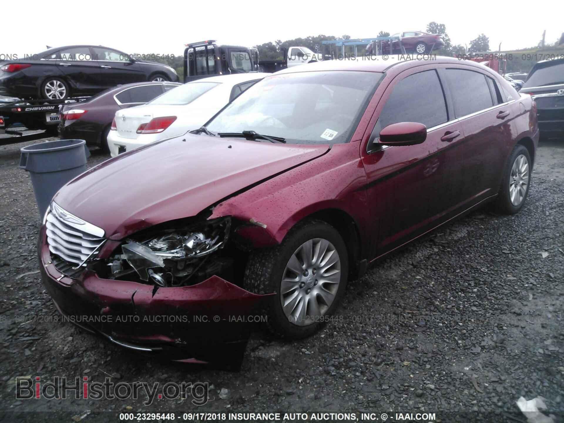 2013 Chrysler 200 - VIN: 1C3CCBAB4DN646932 - Photo 2