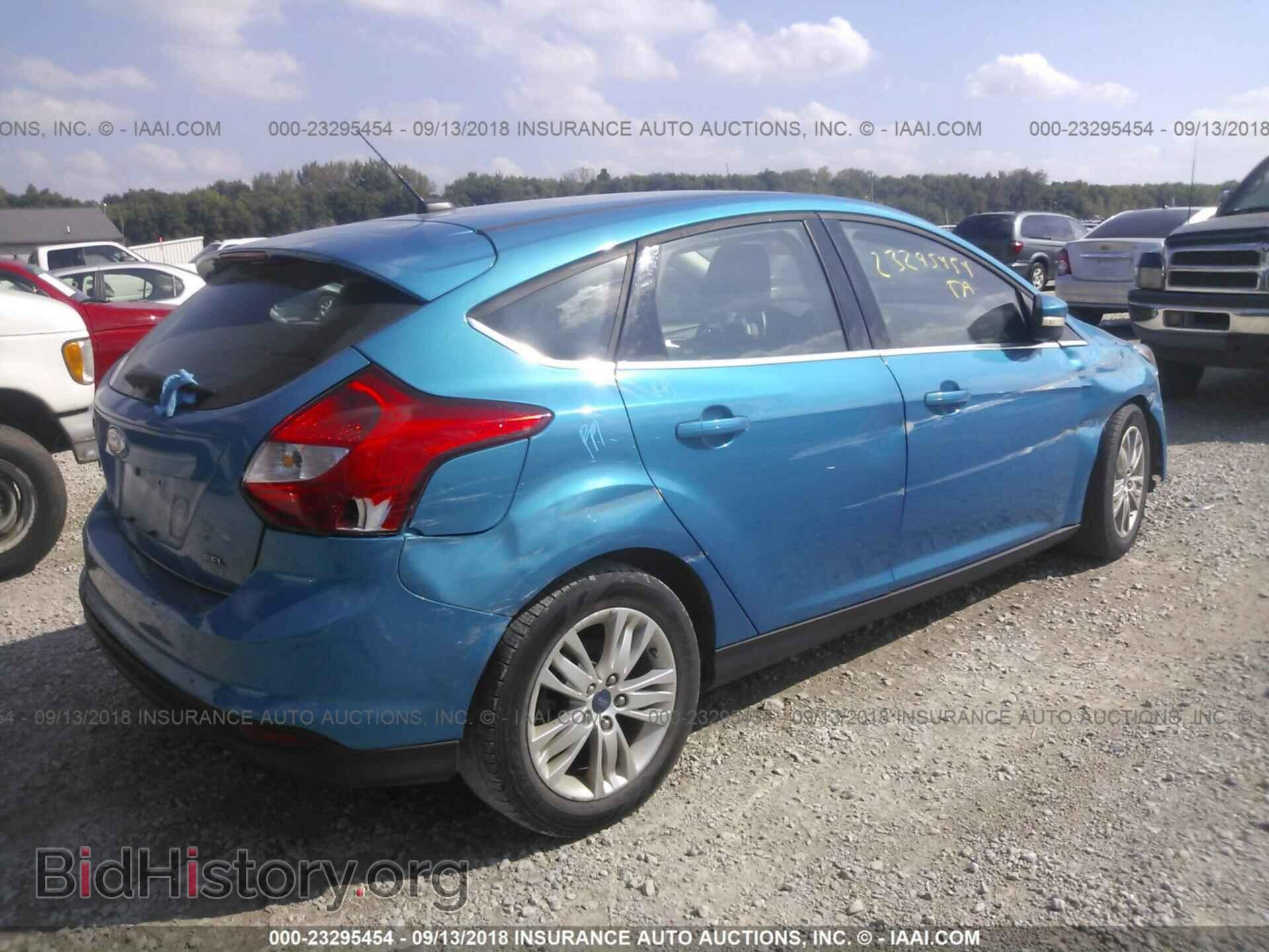 2012 Ford Focus - VIN: 1FAHP3M28CL378278 - Фото 4