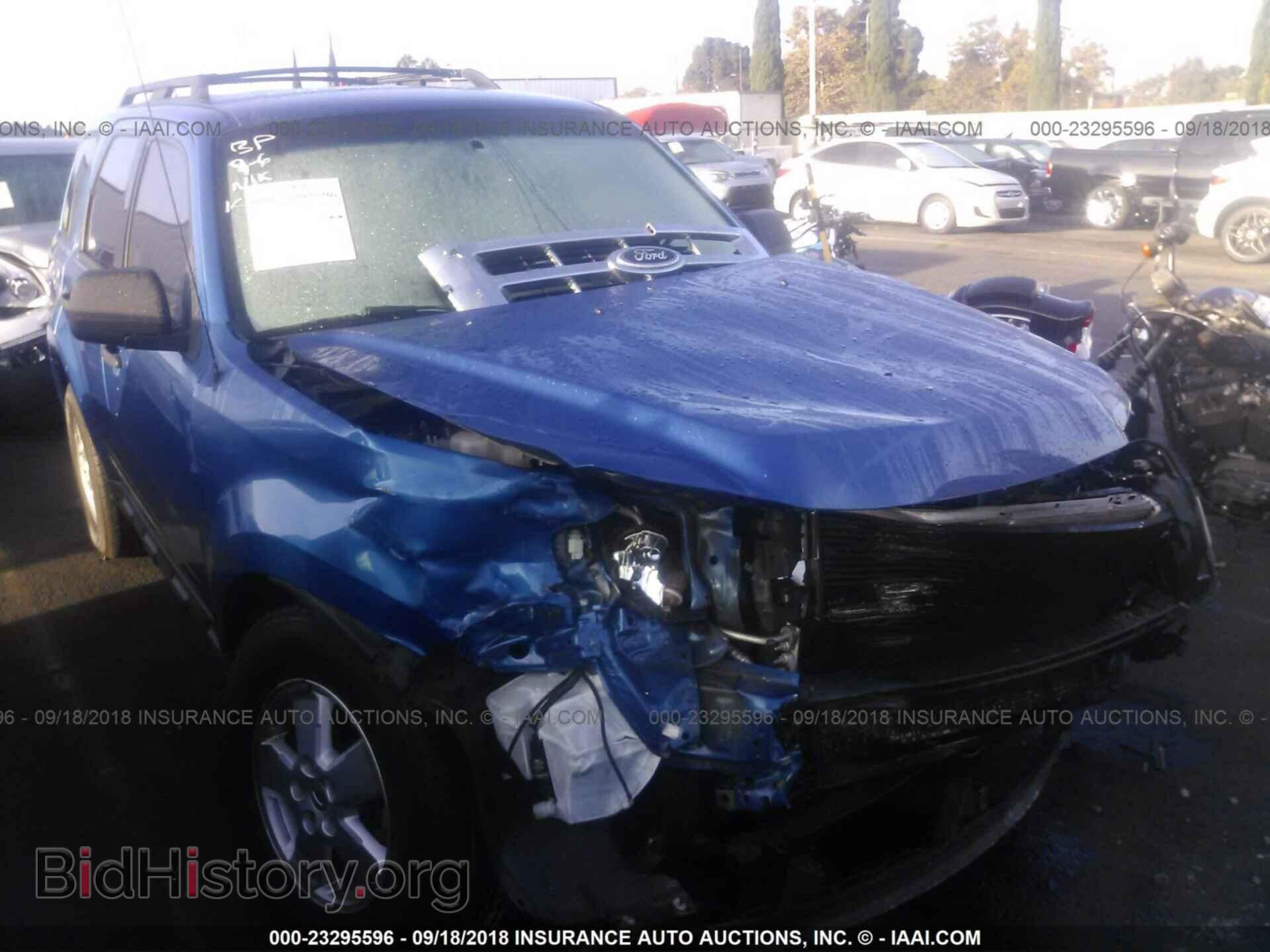 Photo 1FMCU0C7XCKC45449 - Ford Escape 2012