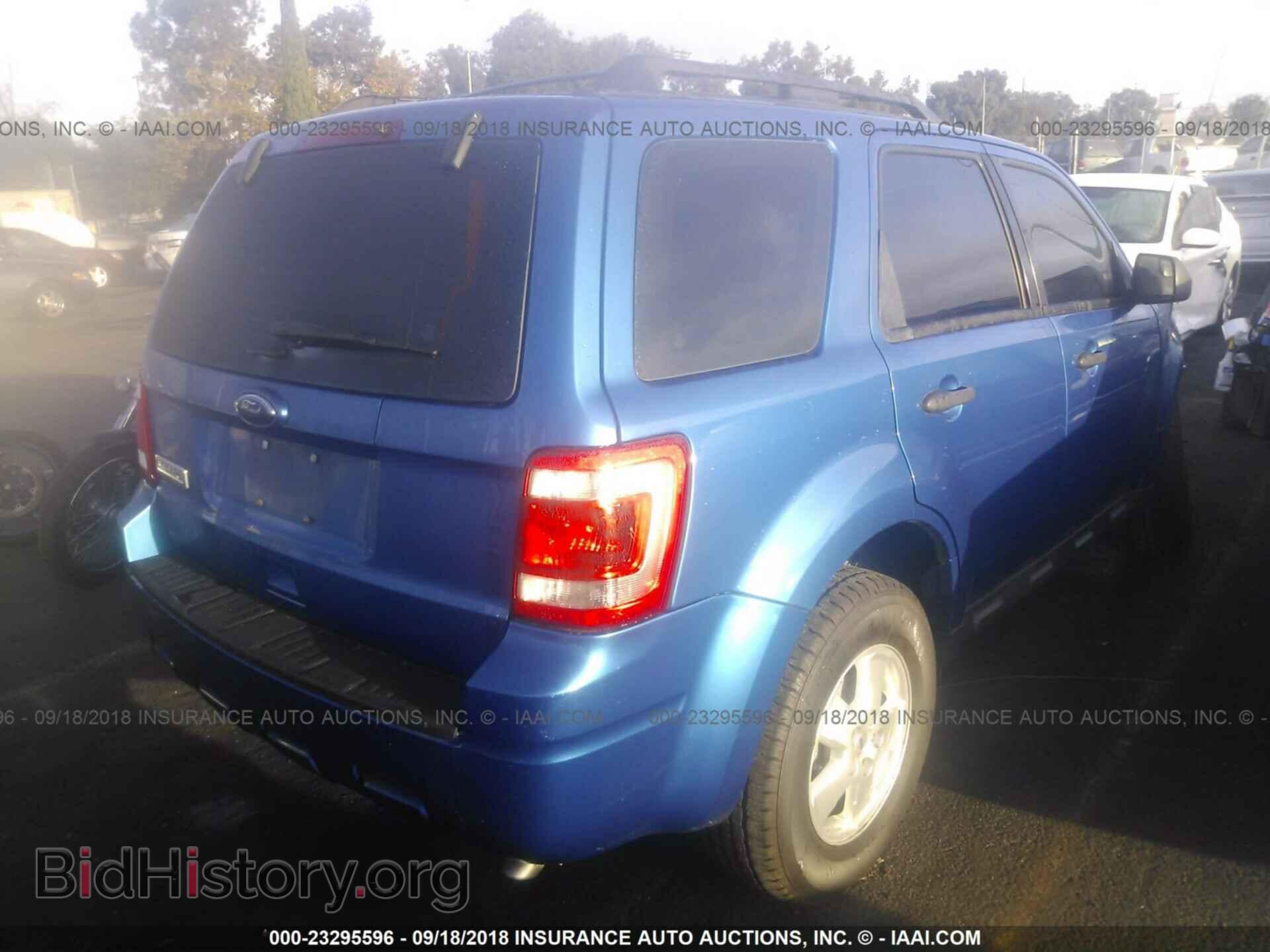 2012 Ford Escape - VIN: 1FMCU0C7XCKC45449 - Фото 4